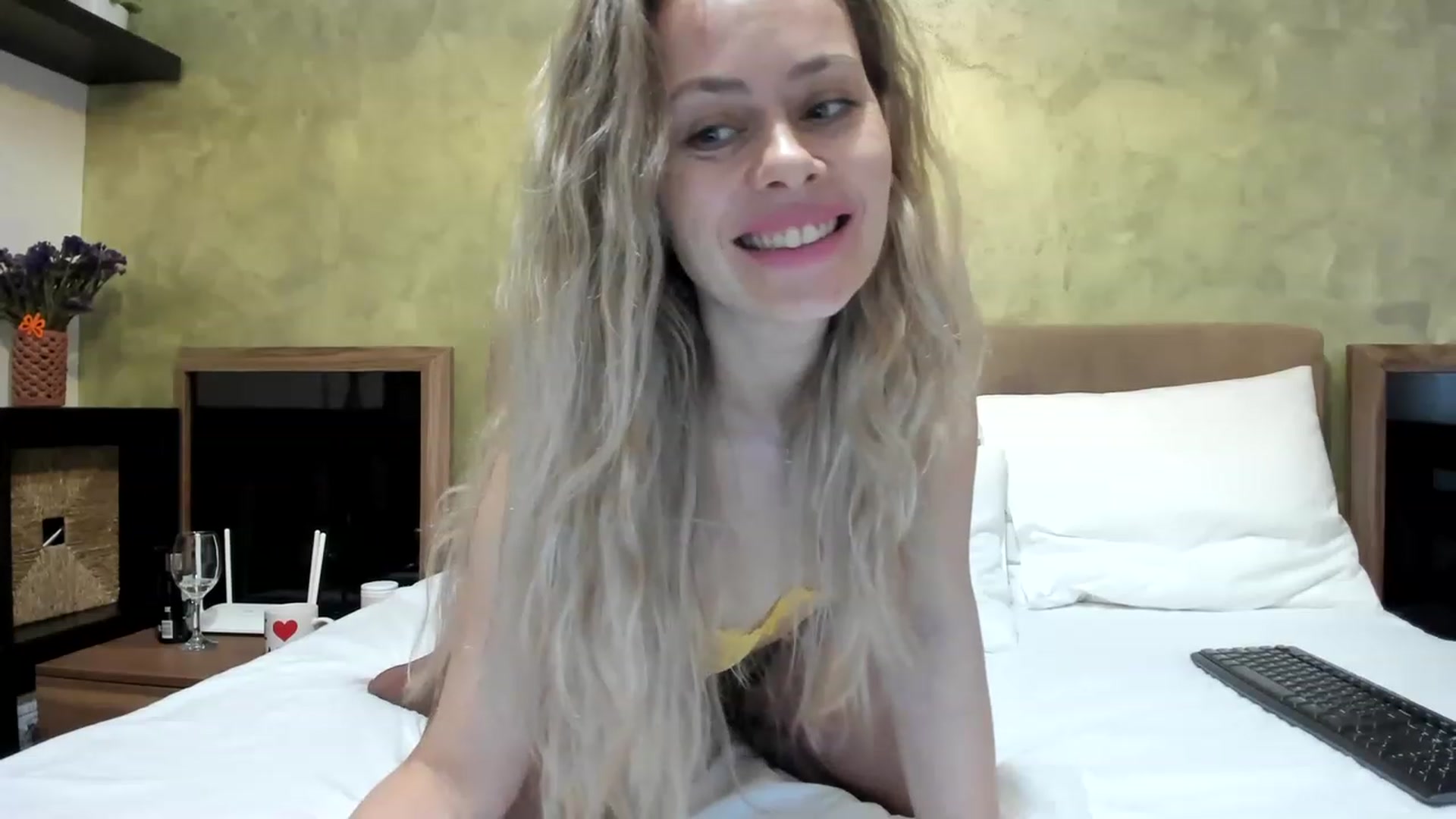 Gallery image thumbnail from DebraPaige's myfreecams stream on, 05/03/2023, 06:26 image 17 of 20