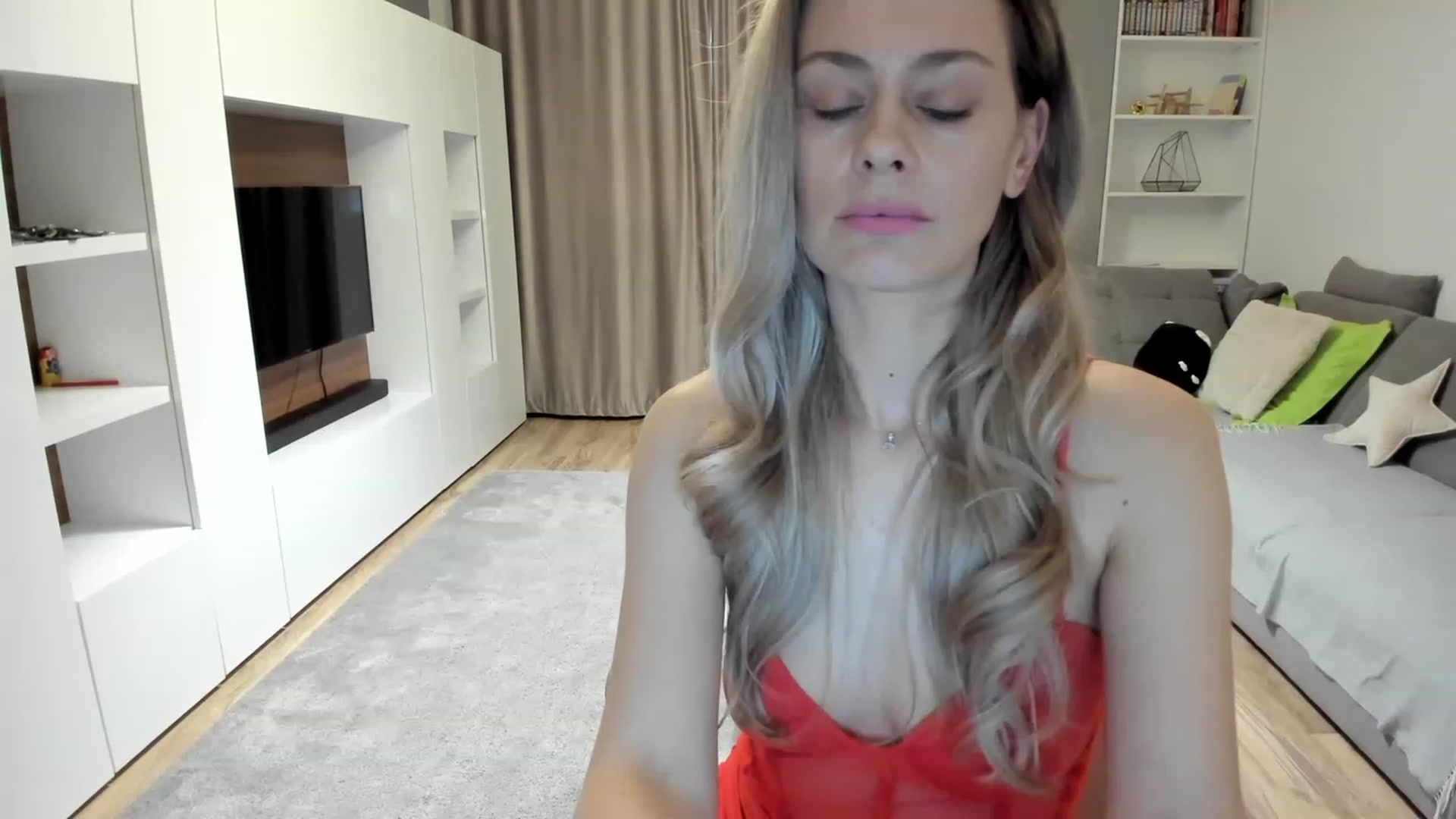 Gallery image thumbnail from DebraPaige's myfreecams stream on, 05/05/2023, 12:15 image 13 of 20