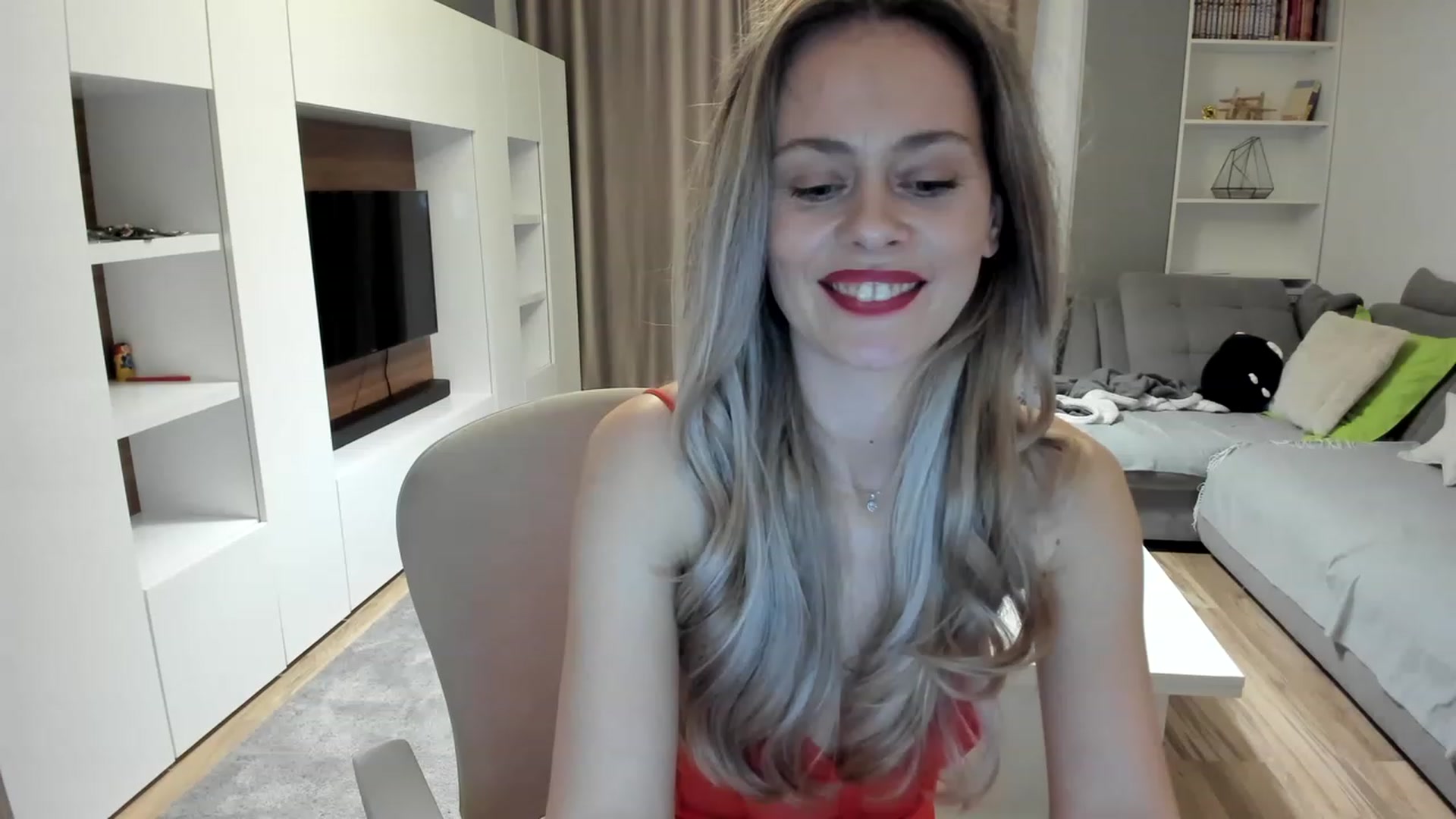 Gallery image thumbnail from DebraPaige's myfreecams stream on, 05/05/2023, 13:46 image 14 of 20