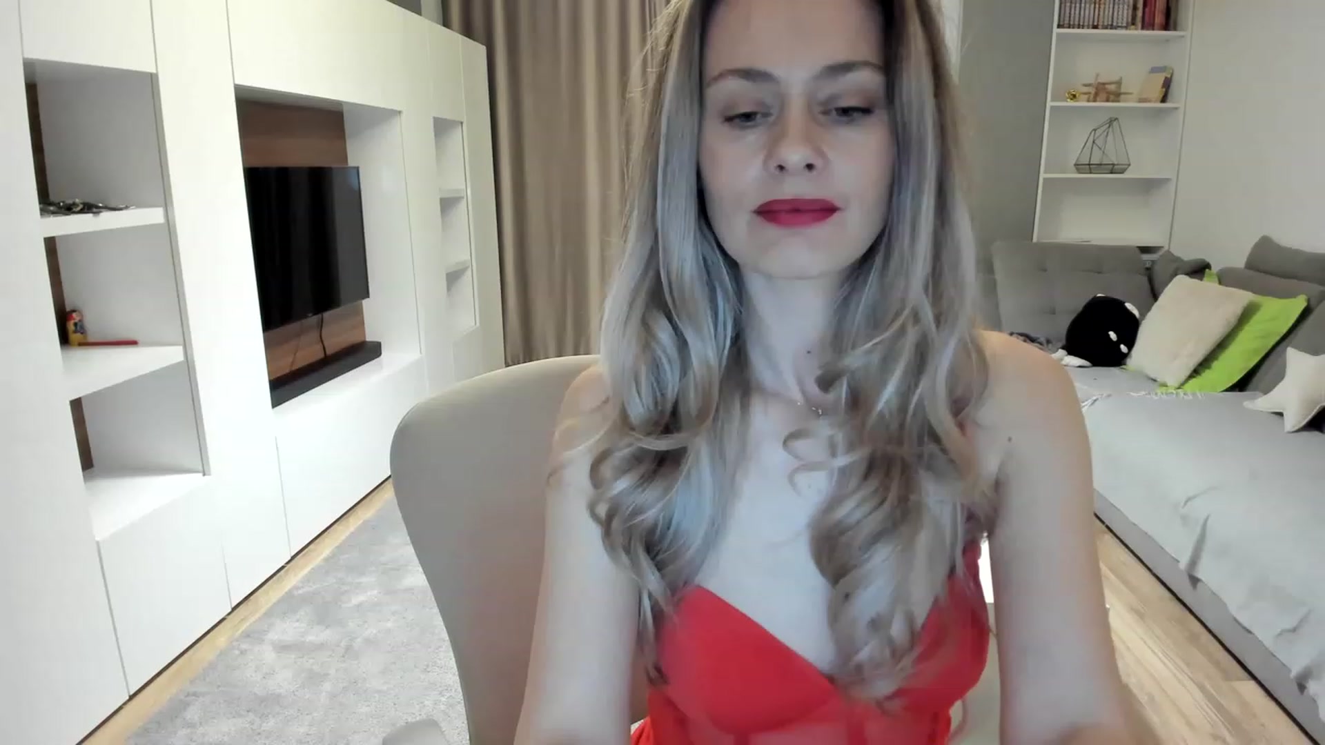 Gallery image thumbnail from DebraPaige's myfreecams stream on, 05/05/2023, 13:46 image 9 of 20