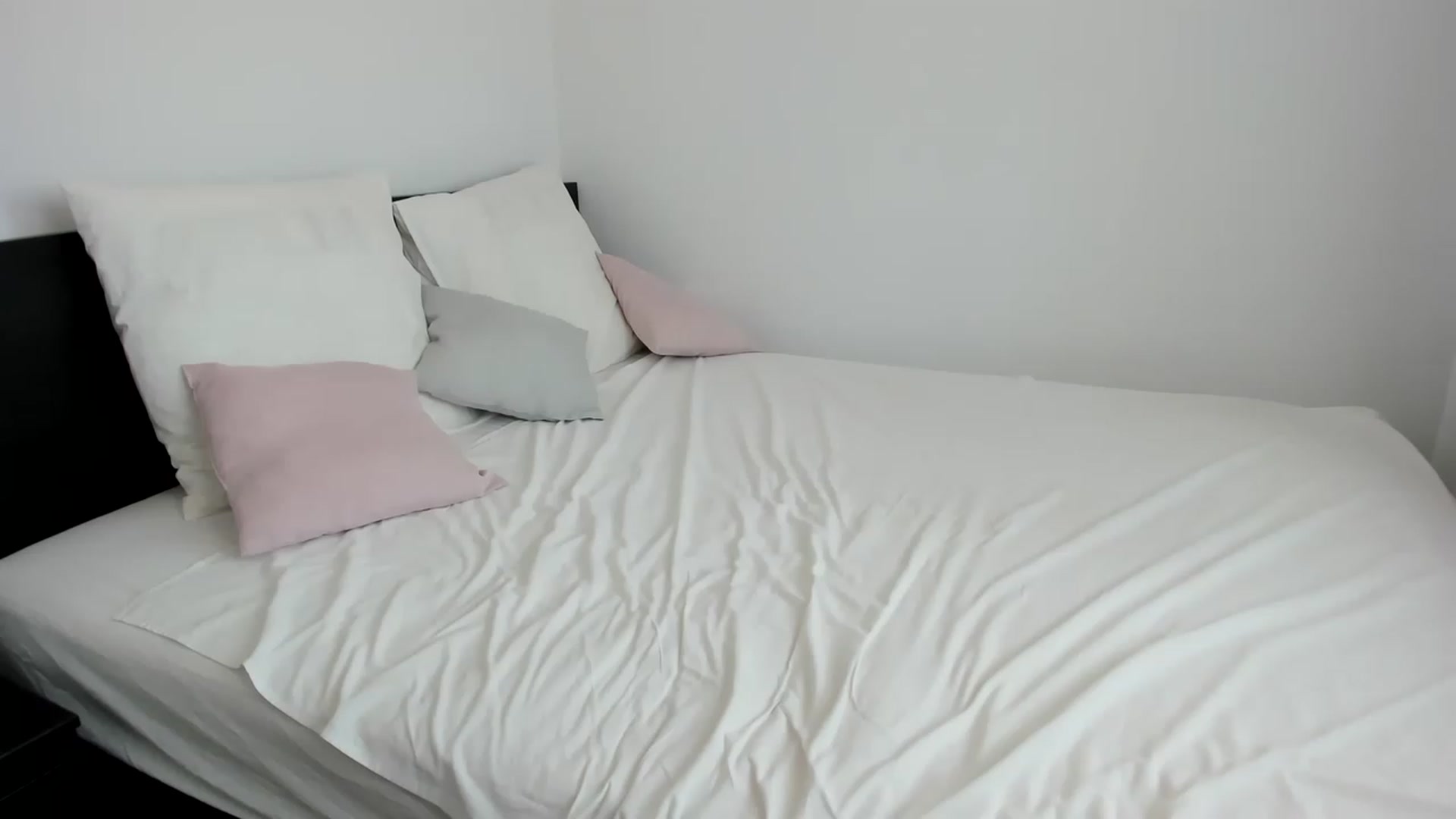 Gallery image thumbnail from DebraPaige's myfreecams stream on, 05/07/2023, 12:51 image 8 of 20