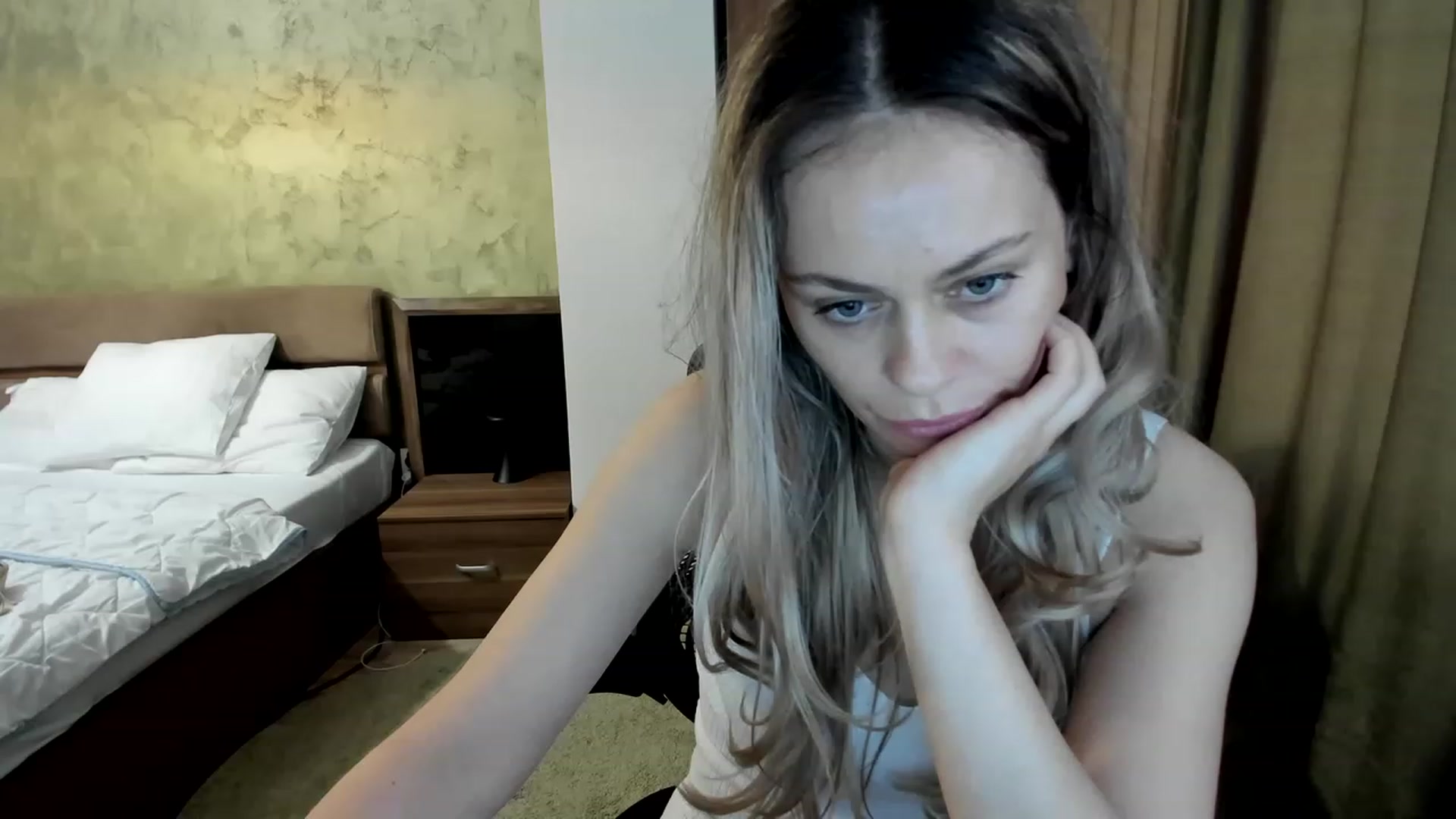 Gallery image thumbnail from DebraPaige's myfreecams stream on, 05/08/2023, 07:28 image 2 of 20