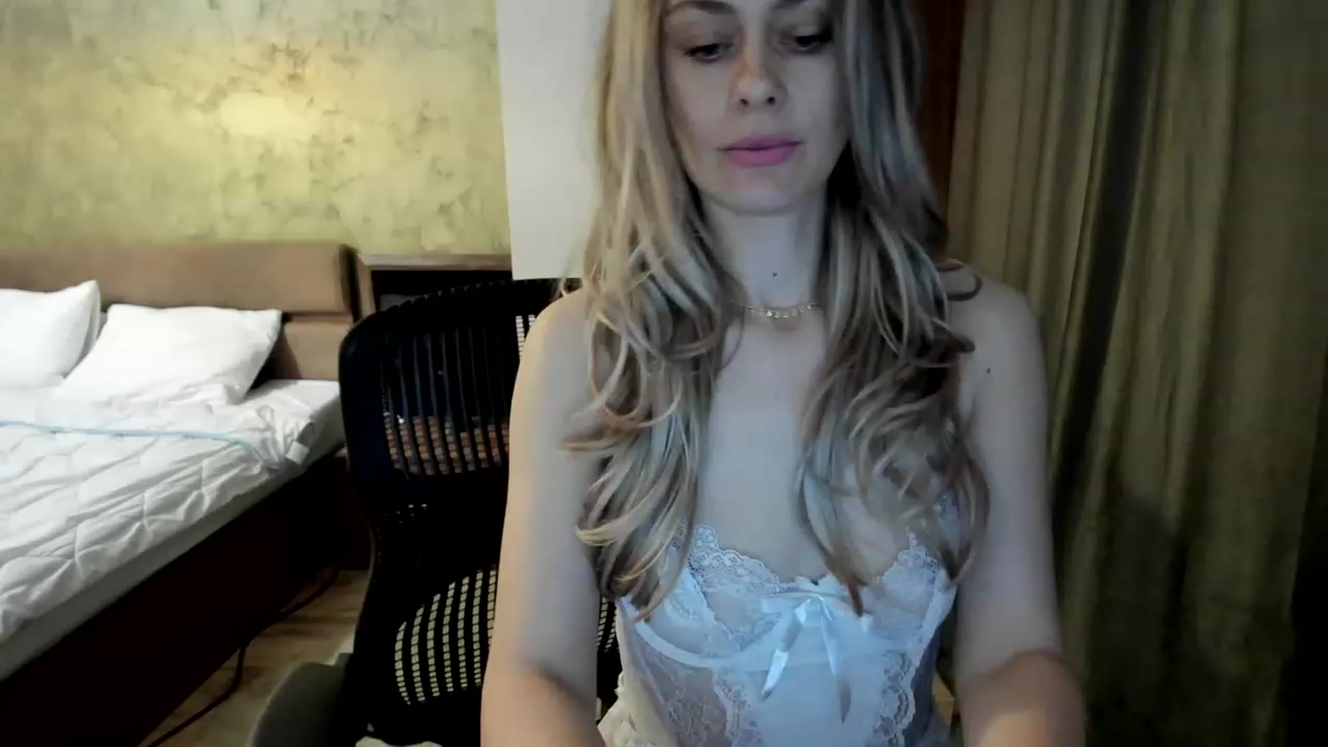 Gallery image thumbnail from DebraPaige's myfreecams stream on, 05/09/2023, 10:22 image 10 of 20