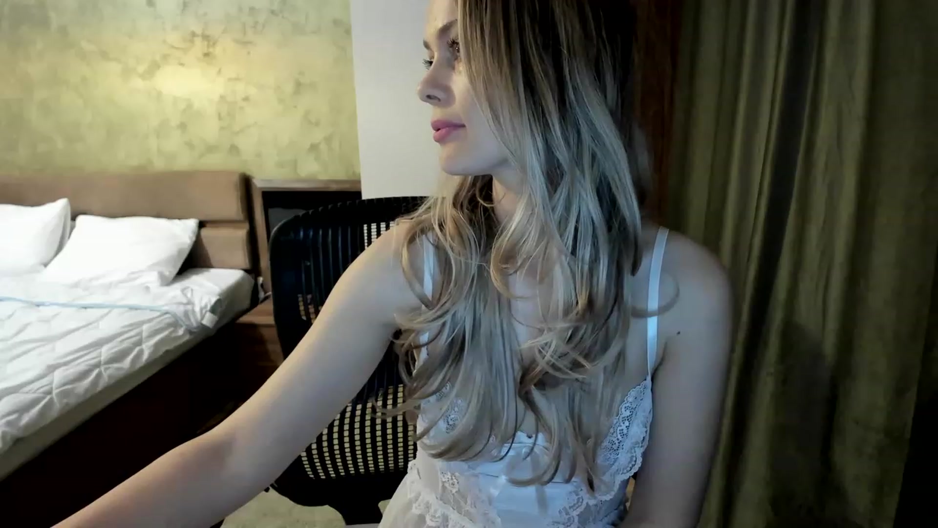 Gallery image thumbnail from DebraPaige's myfreecams stream on, 05/09/2023, 10:22 image 15 of 20