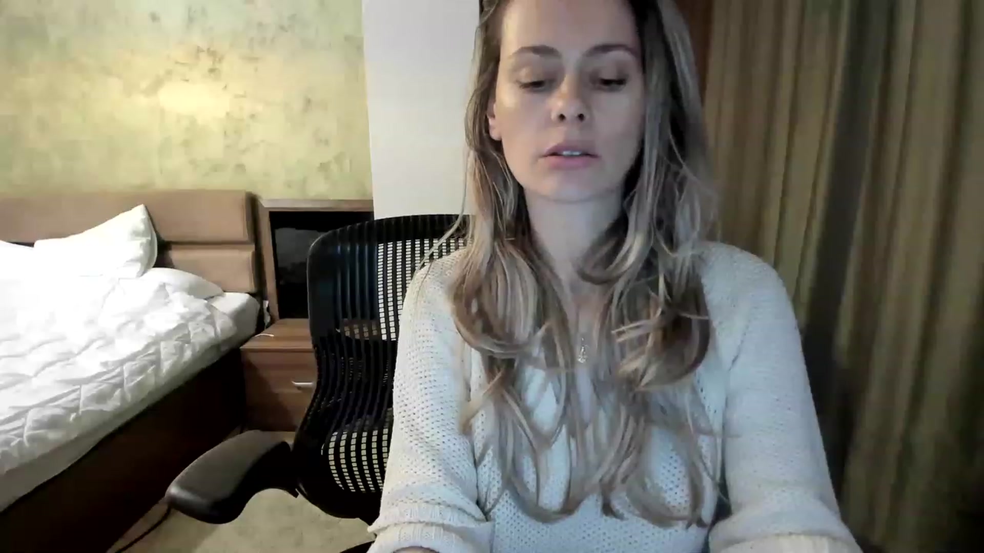 Gallery image thumbnail from DebraPaige's myfreecams stream on, 05/10/2023, 10:43 image 15 of 20