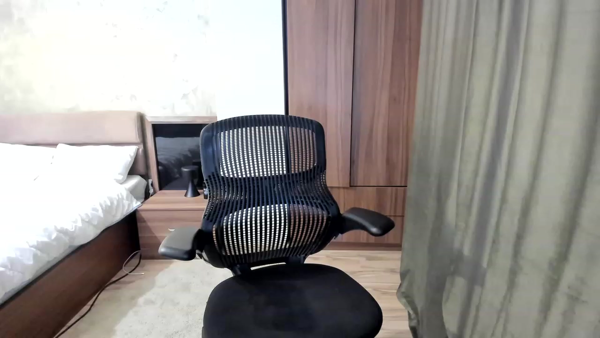 Gallery image thumbnail from DebraPaige's myfreecams stream on, 05/11/2023, 11:27 image 15 of 20