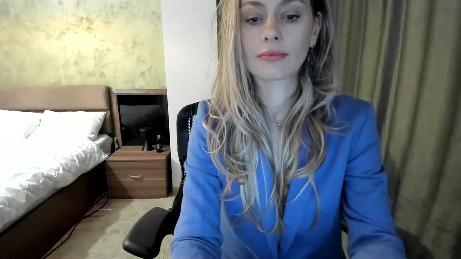 Gallery image thumbnail from DebraPaige's myfreecams stream on, 05/11/2023, 11:27 image 13 of 20
