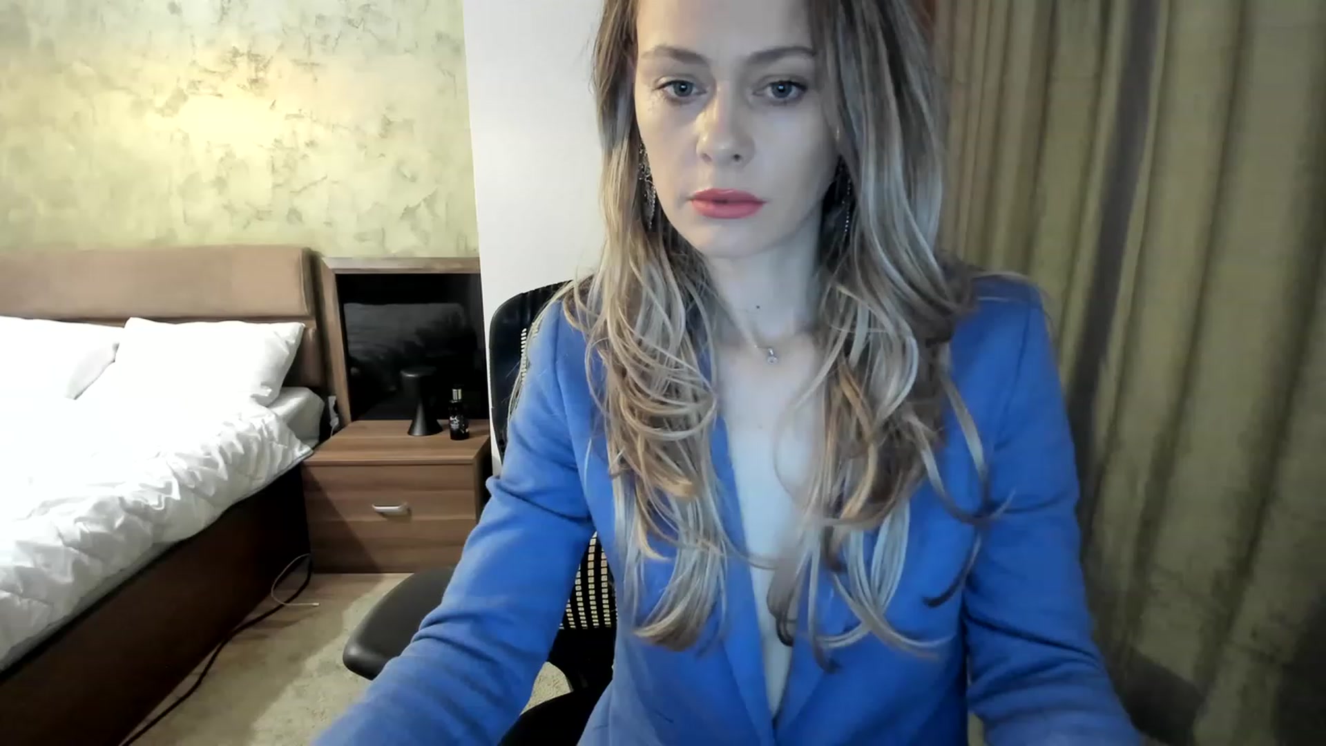 Gallery image thumbnail from DebraPaige's myfreecams stream on, 05/11/2023, 11:27 image 2 of 20