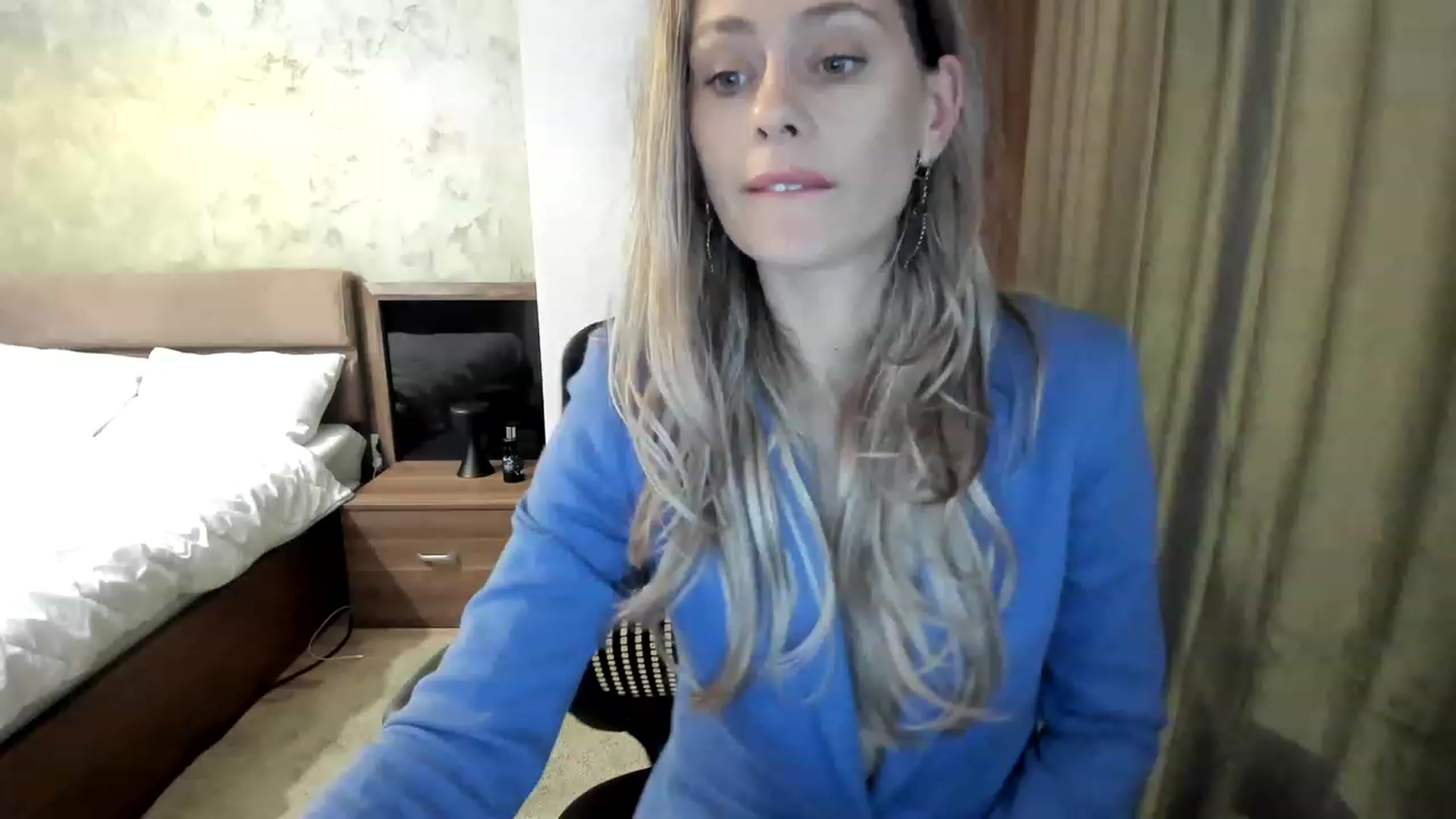Gallery image thumbnail from DebraPaige's myfreecams stream on, 05/11/2023, 12:30 image 12 of 20