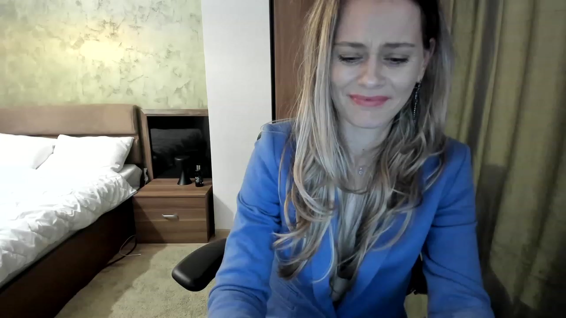 Gallery image thumbnail from DebraPaige's myfreecams stream on, 05/11/2023, 12:30 image 13 of 20