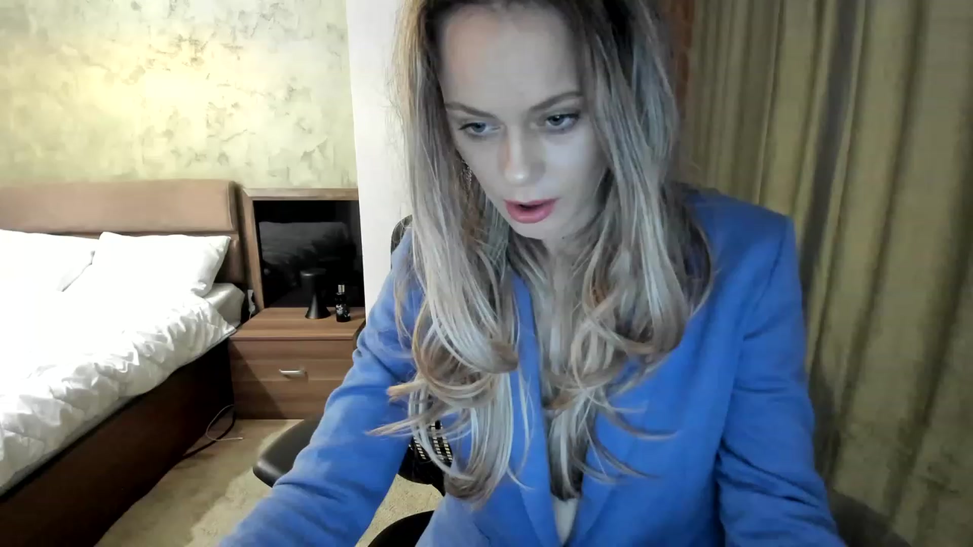 Gallery image thumbnail from DebraPaige's myfreecams stream on, 05/11/2023, 12:30 image 9 of 20