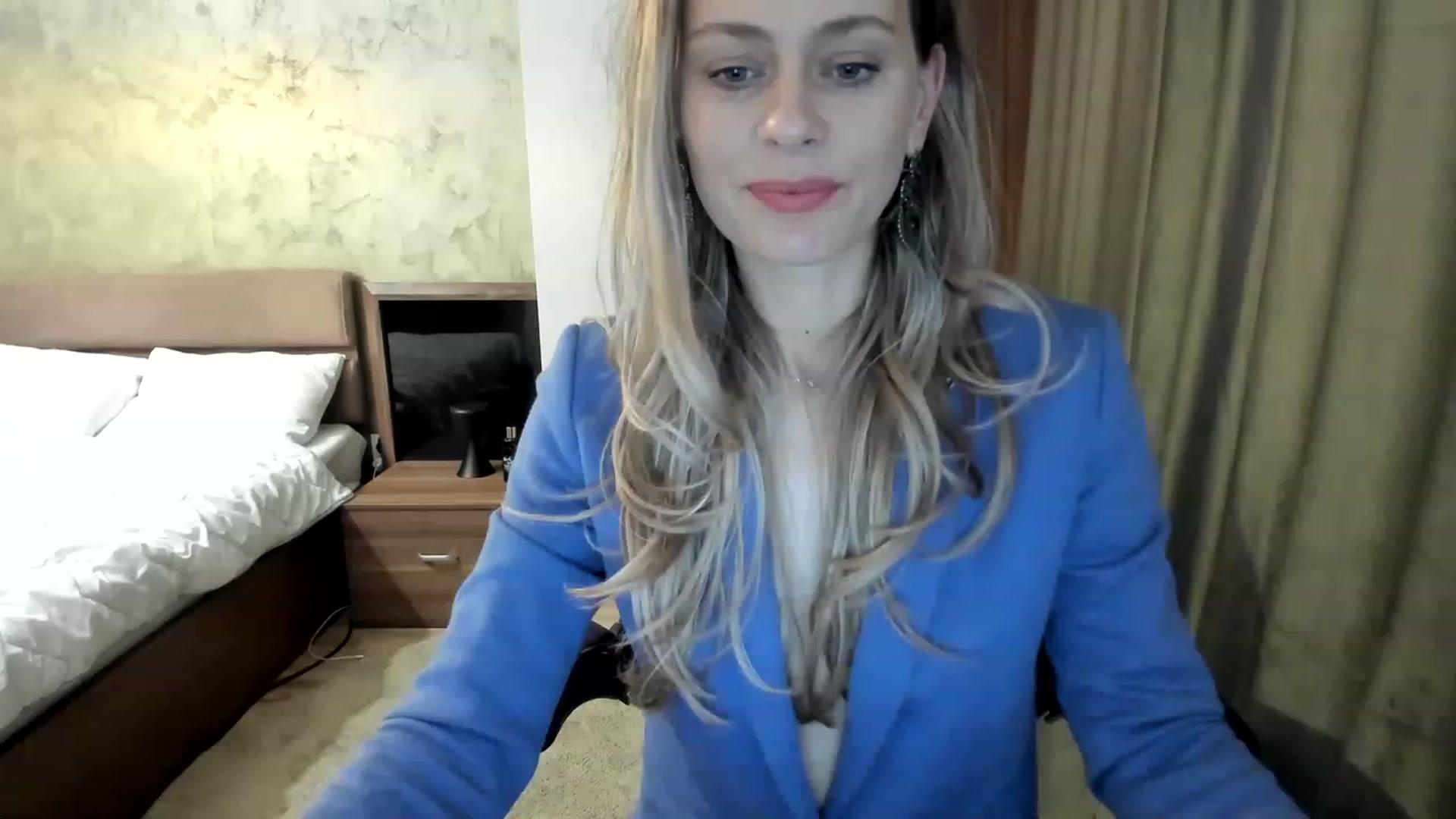 Gallery image thumbnail from DebraPaige's myfreecams stream on, 05/11/2023, 12:30 image 4 of 20