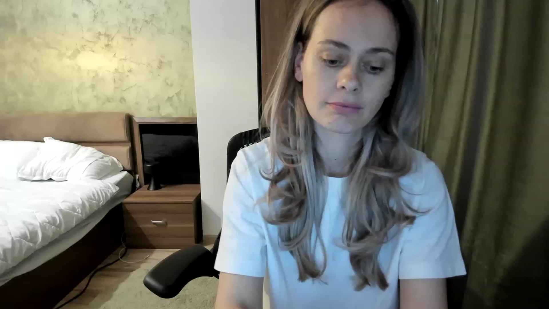 Gallery image thumbnail from DebraPaige's myfreecams stream on, 05/17/2023, 10:44 image 8 of 20
