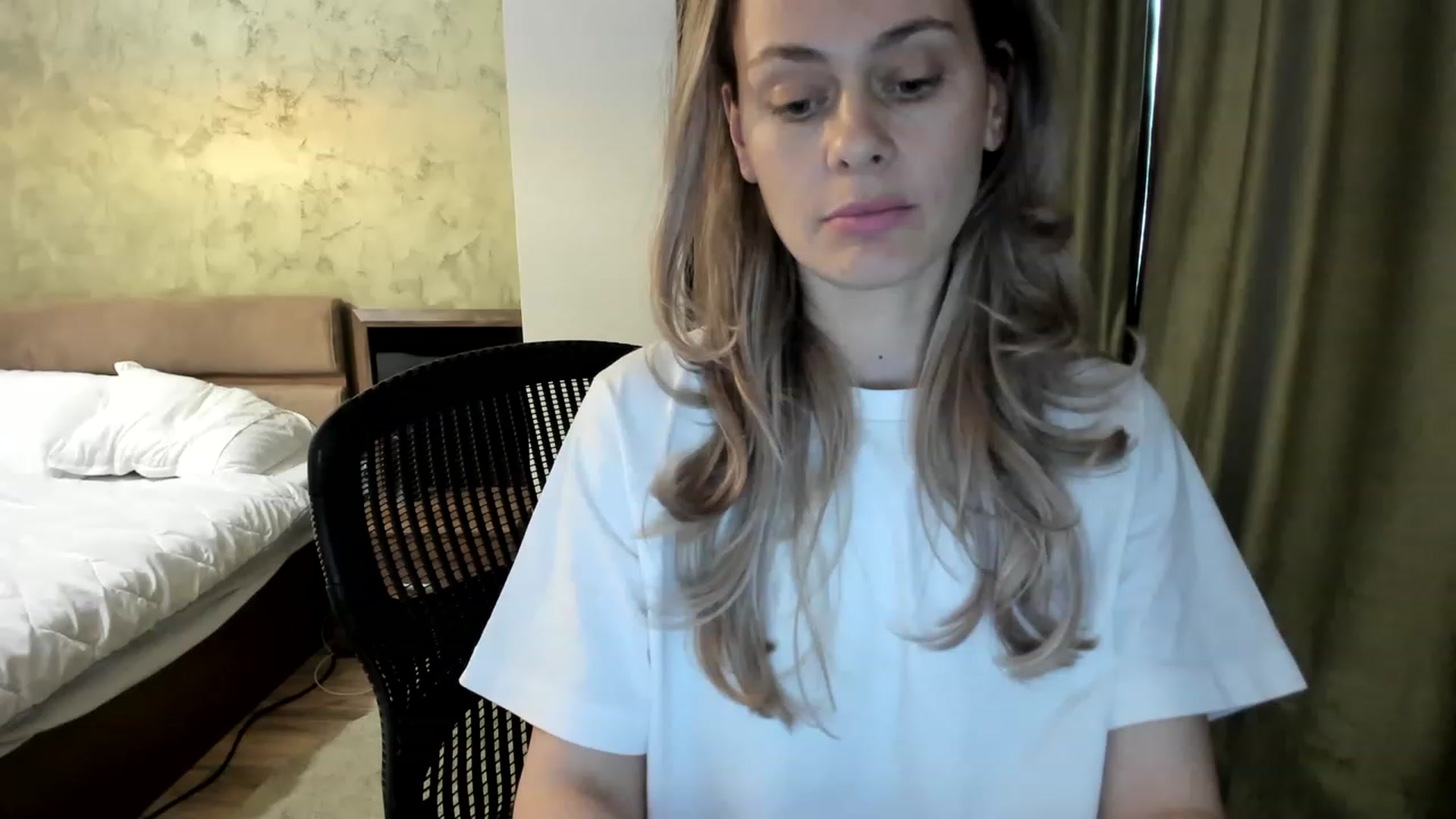 Gallery image thumbnail from DebraPaige's myfreecams stream on, 05/17/2023, 10:44 image 4 of 20