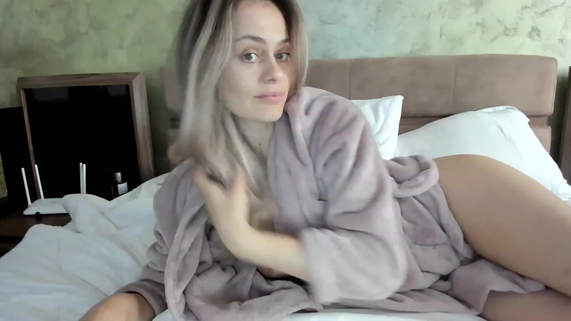 Gallery image thumbnail from DebraPaige's myfreecams stream on, 05/17/2023, 13:36 image 17 of 20