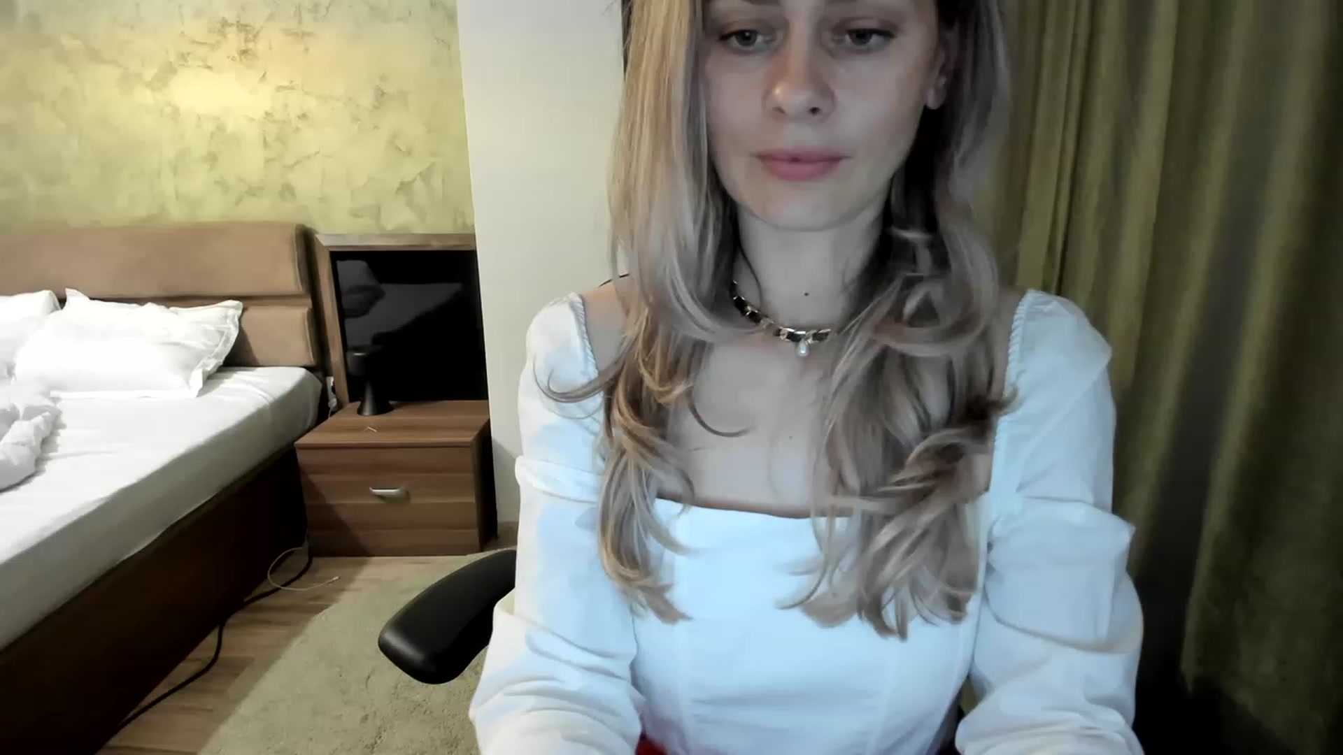 Gallery image thumbnail from DebraPaige's myfreecams stream on, 05/18/2023, 12:11 image 15 of 20