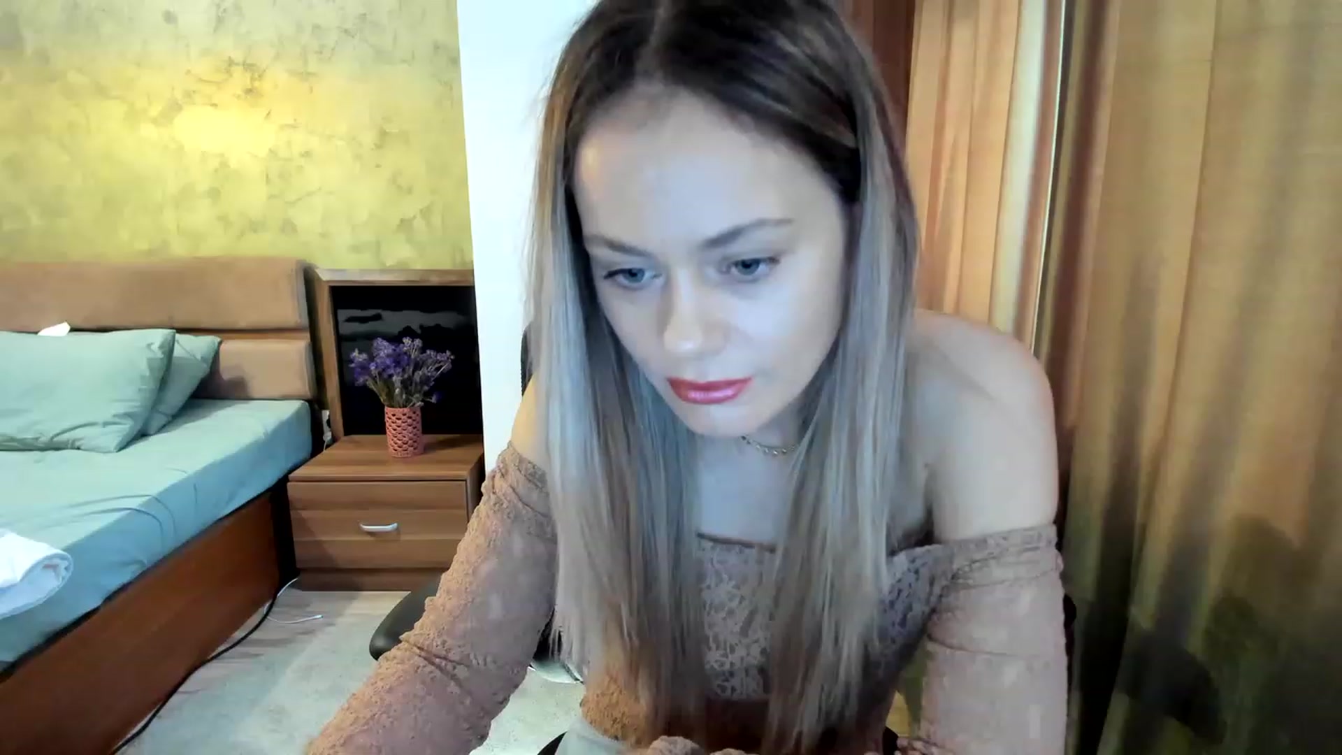 Gallery image thumbnail from DebraPaige's myfreecams stream on, 05/22/2023, 07:55 image 16 of 20