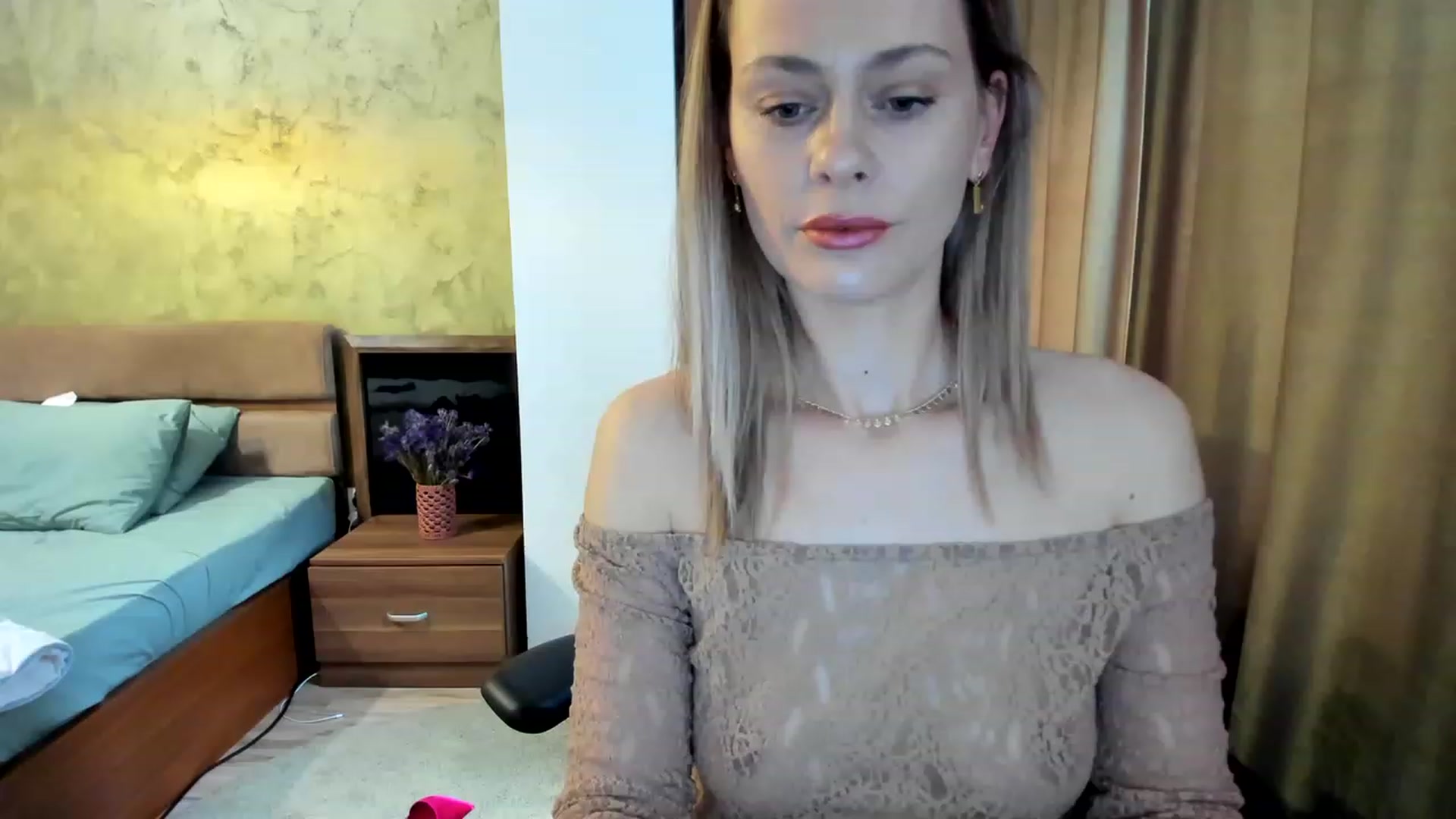 Gallery image thumbnail from DebraPaige's myfreecams stream on, 05/22/2023, 09:59 image 5 of 20