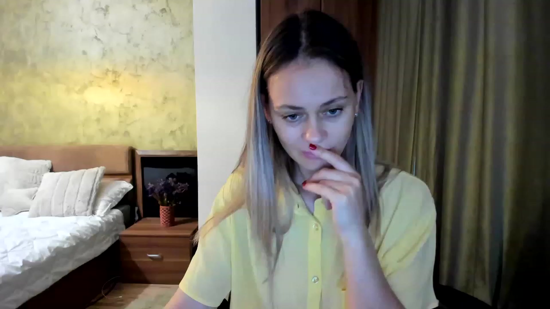 Gallery image thumbnail from DebraPaige's myfreecams stream on, 05/30/2023, 10:01 image 17 of 20