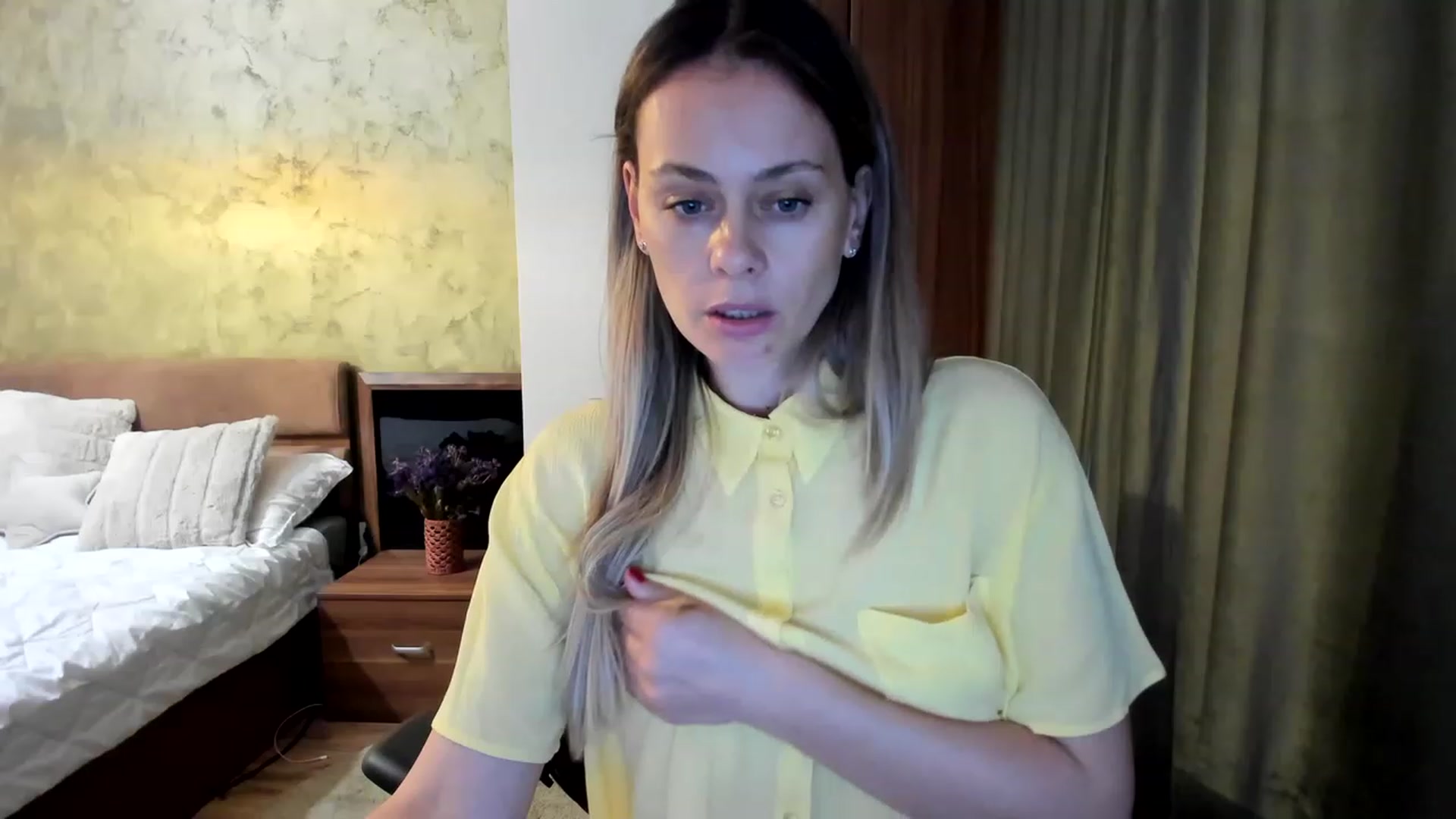 Gallery image thumbnail from DebraPaige's myfreecams stream on, 05/30/2023, 11:05 image 14 of 20