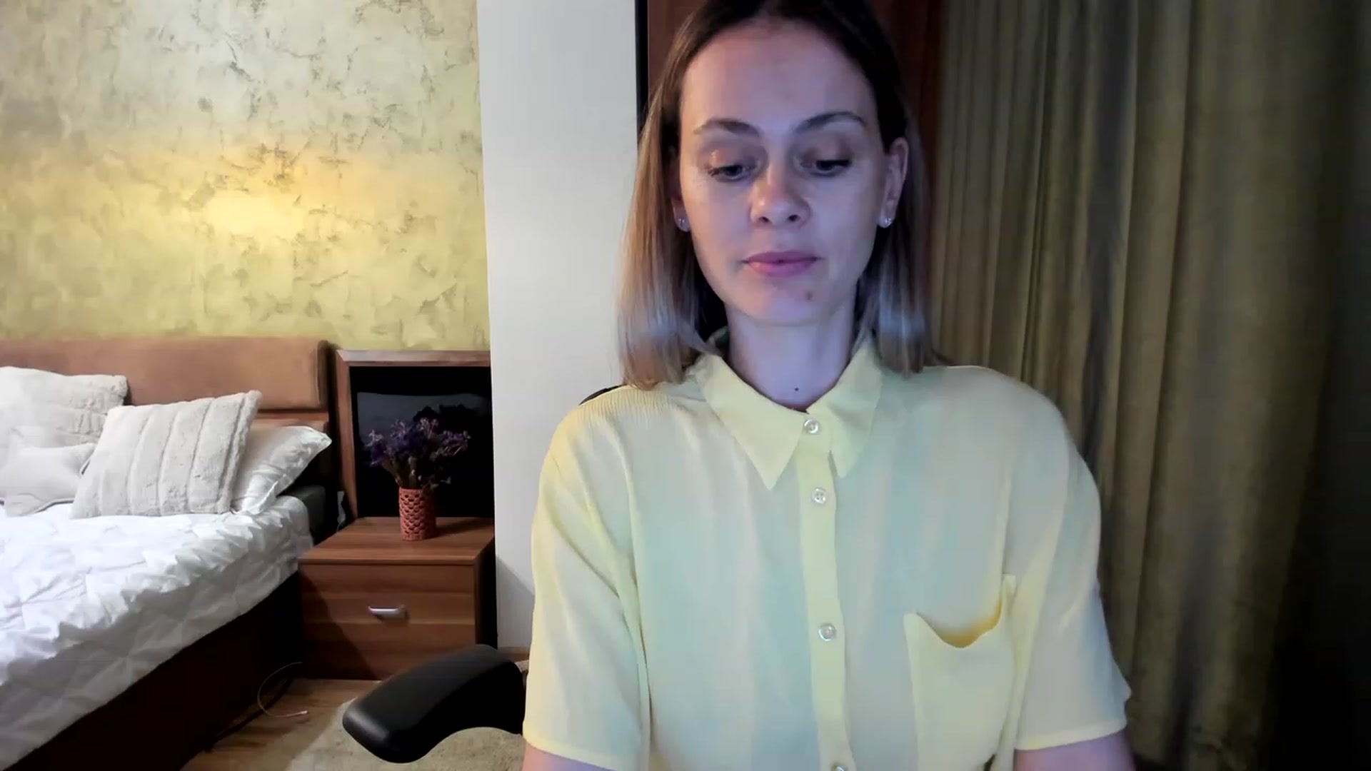 Gallery image thumbnail from DebraPaige's myfreecams stream on, 05/30/2023, 11:05 image 4 of 20