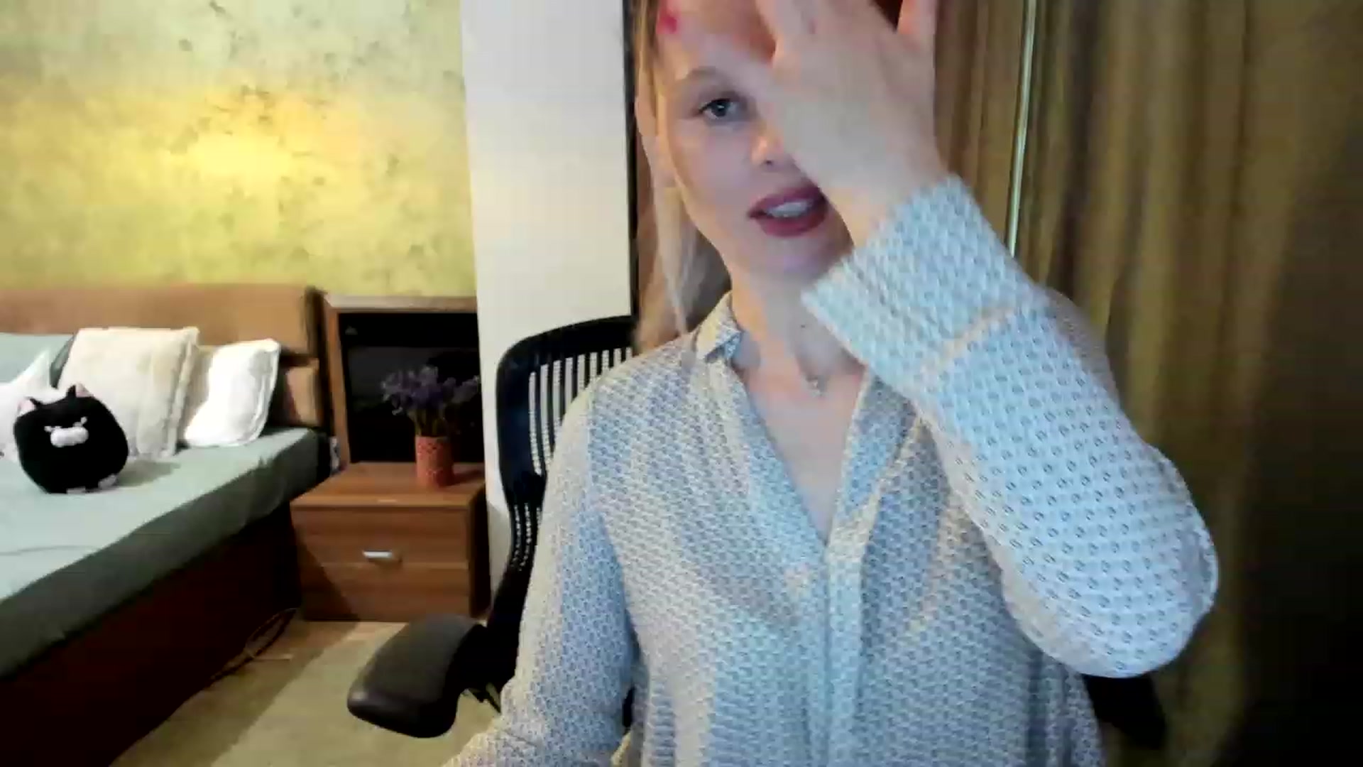 Gallery image thumbnail from DebraPaige's myfreecams stream on, 06/02/2023, 15:46 image 15 of 20