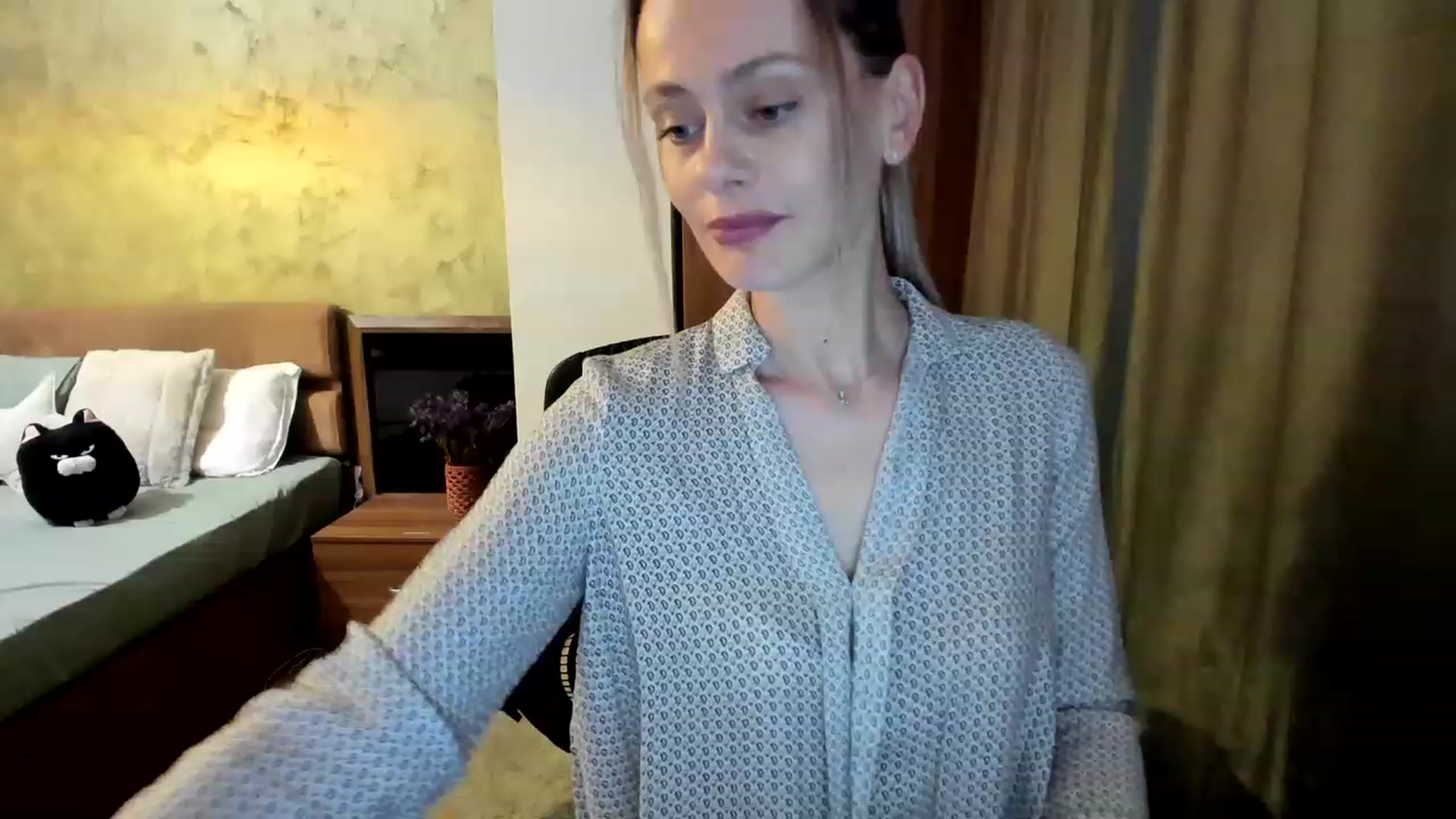 Gallery image thumbnail from DebraPaige's myfreecams stream on, 06/02/2023, 15:46 image 5 of 20