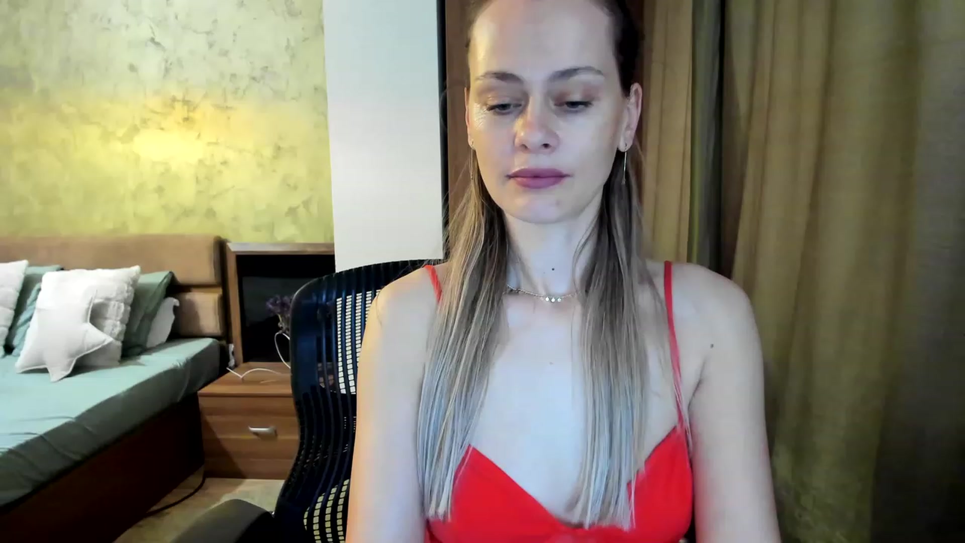 Gallery image thumbnail from DebraPaige's myfreecams stream on, 06/03/2023, 09:57 image 14 of 20