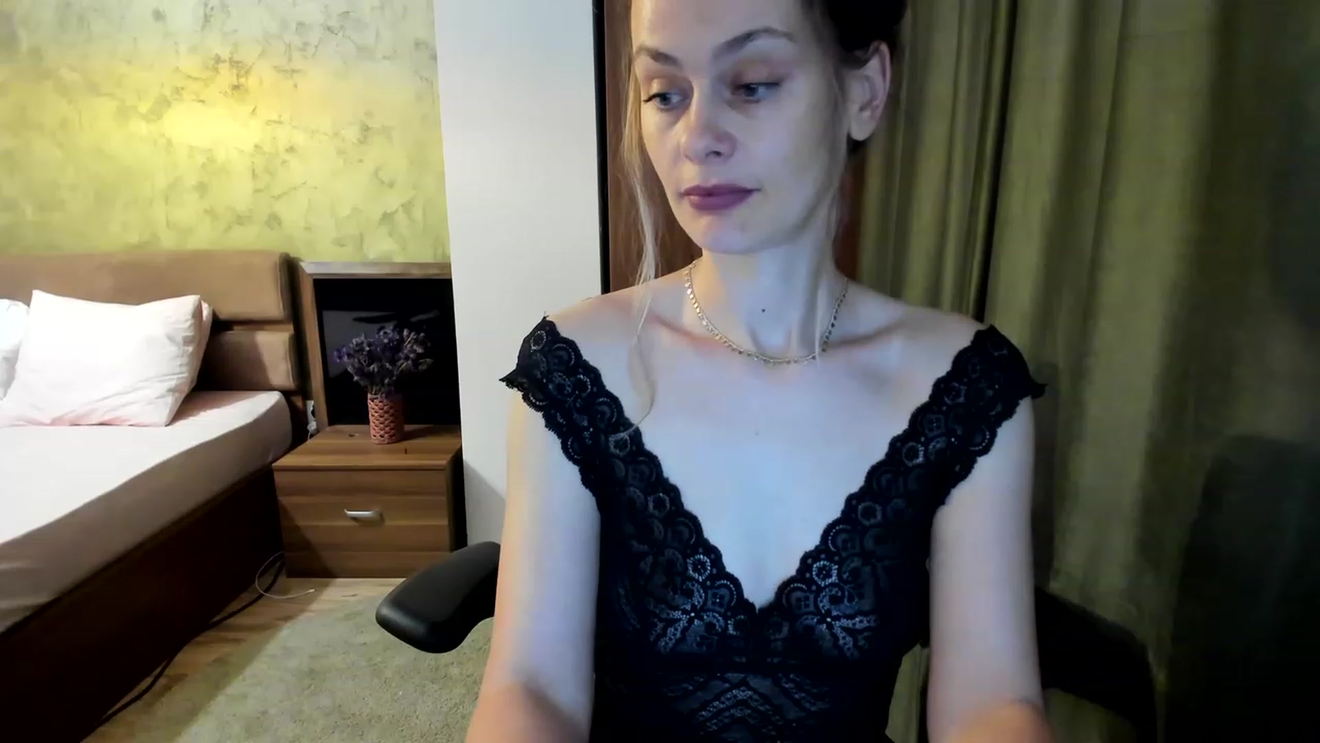 Gallery image thumbnail from DebraPaige's myfreecams stream on, 06/08/2023, 11:21 image 14 of 20
