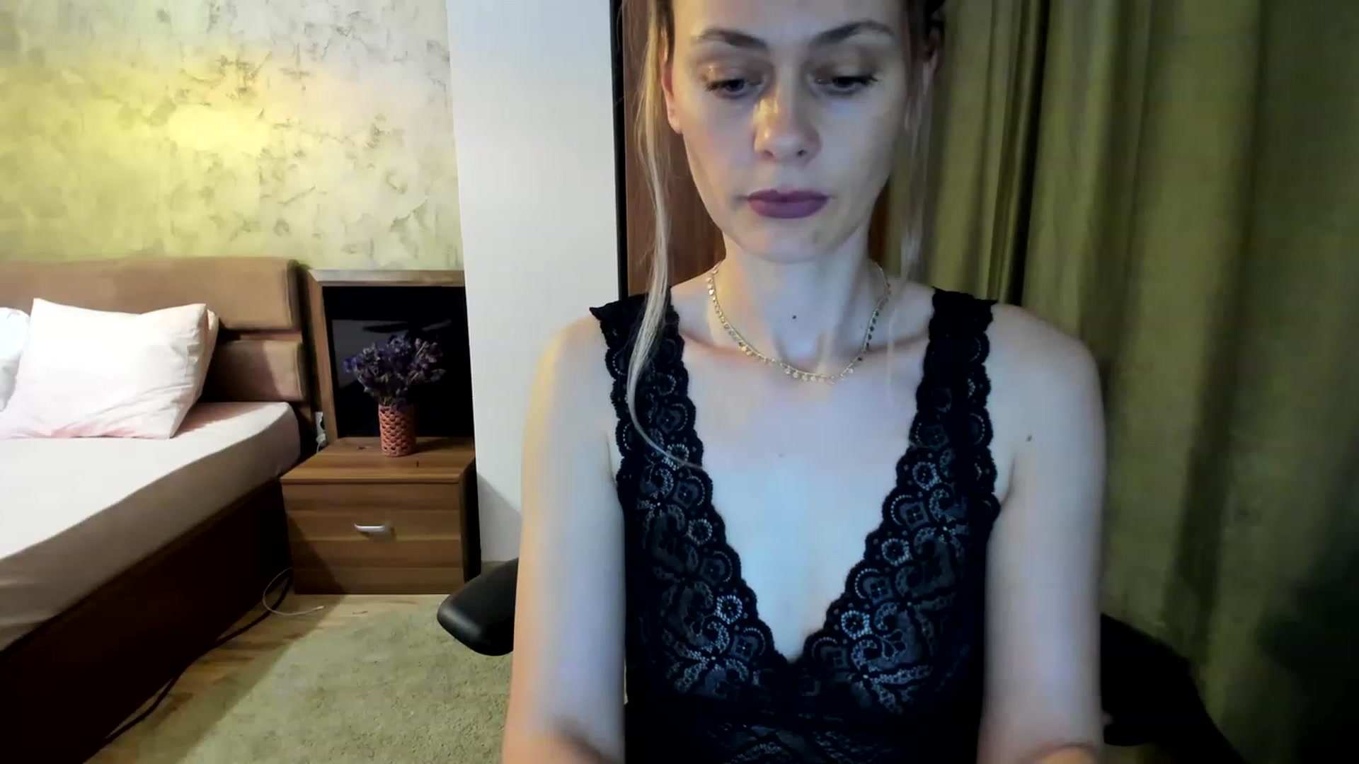 Gallery image thumbnail from DebraPaige's myfreecams stream on, 06/08/2023, 11:21 image 7 of 20