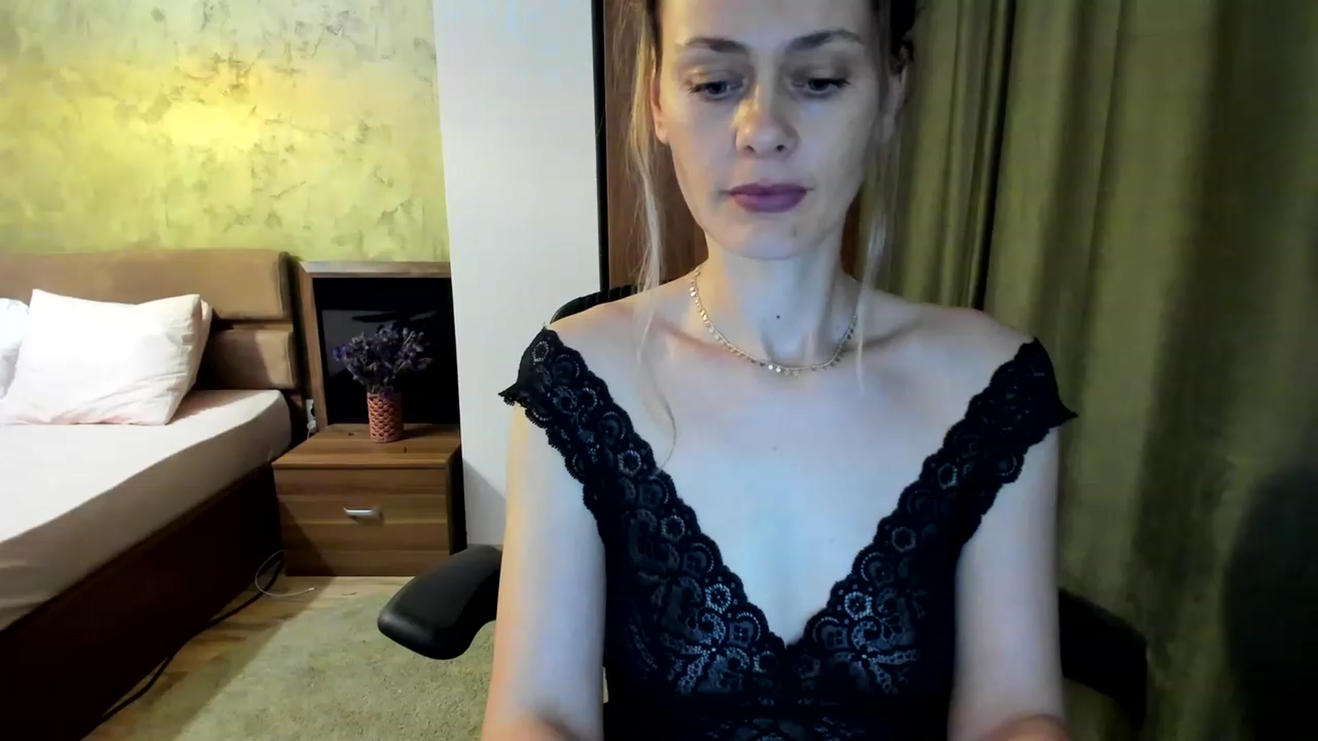 Gallery image thumbnail from DebraPaige's myfreecams stream on, 06/08/2023, 11:21 image 19 of 20