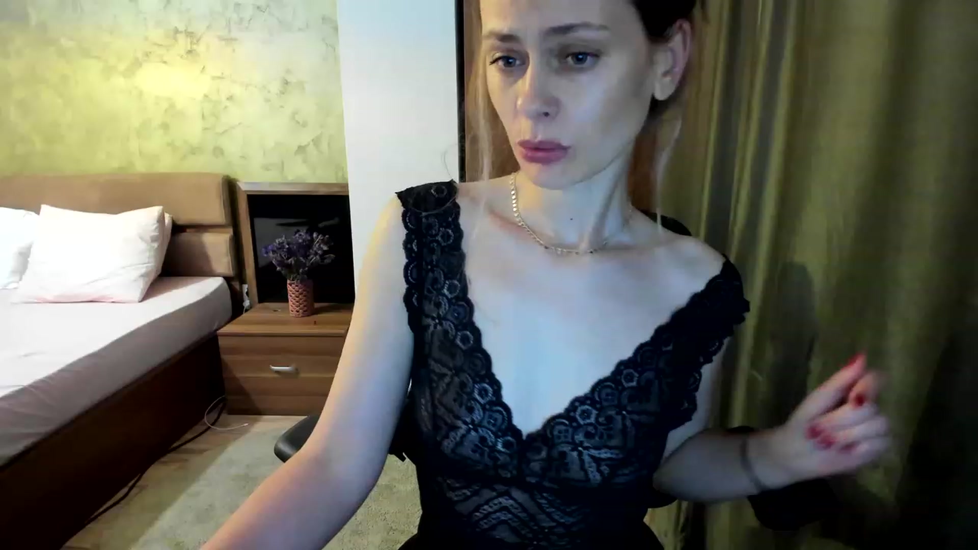 Gallery image thumbnail from DebraPaige's myfreecams stream on, 06/08/2023, 12:50 image 19 of 20