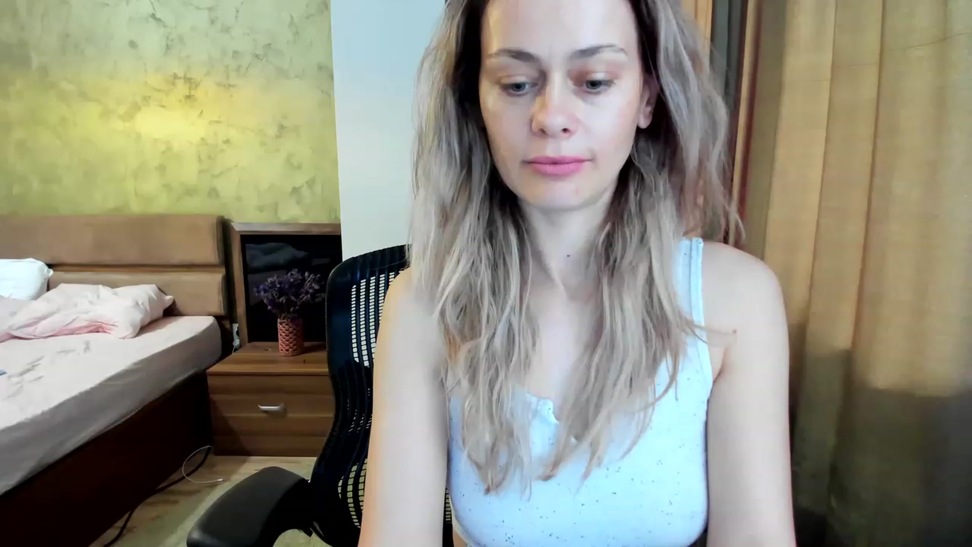 Gallery image thumbnail from DebraPaige's myfreecams stream on, 06/09/2023, 06:00 image 17 of 20