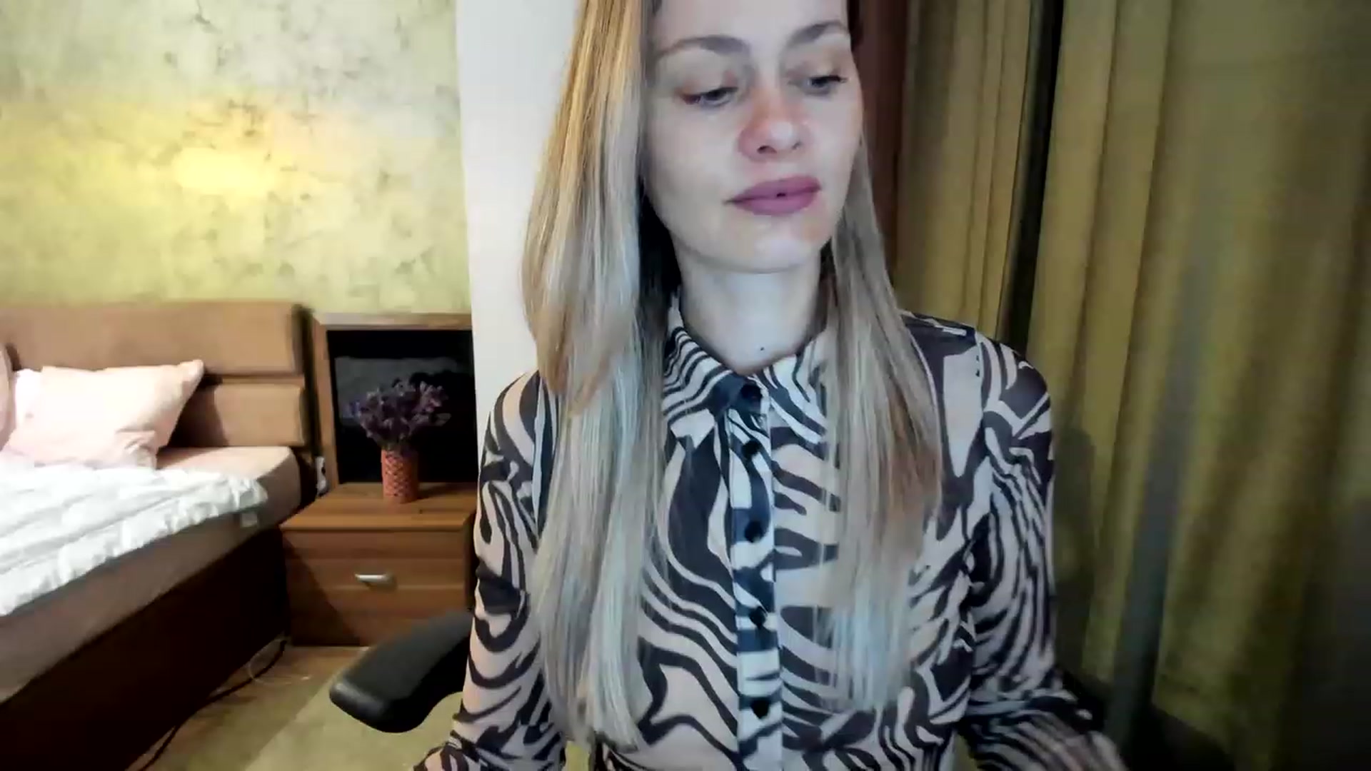 Gallery image thumbnail from DebraPaige's myfreecams stream on, 06/13/2023, 06:17 image 4 of 20