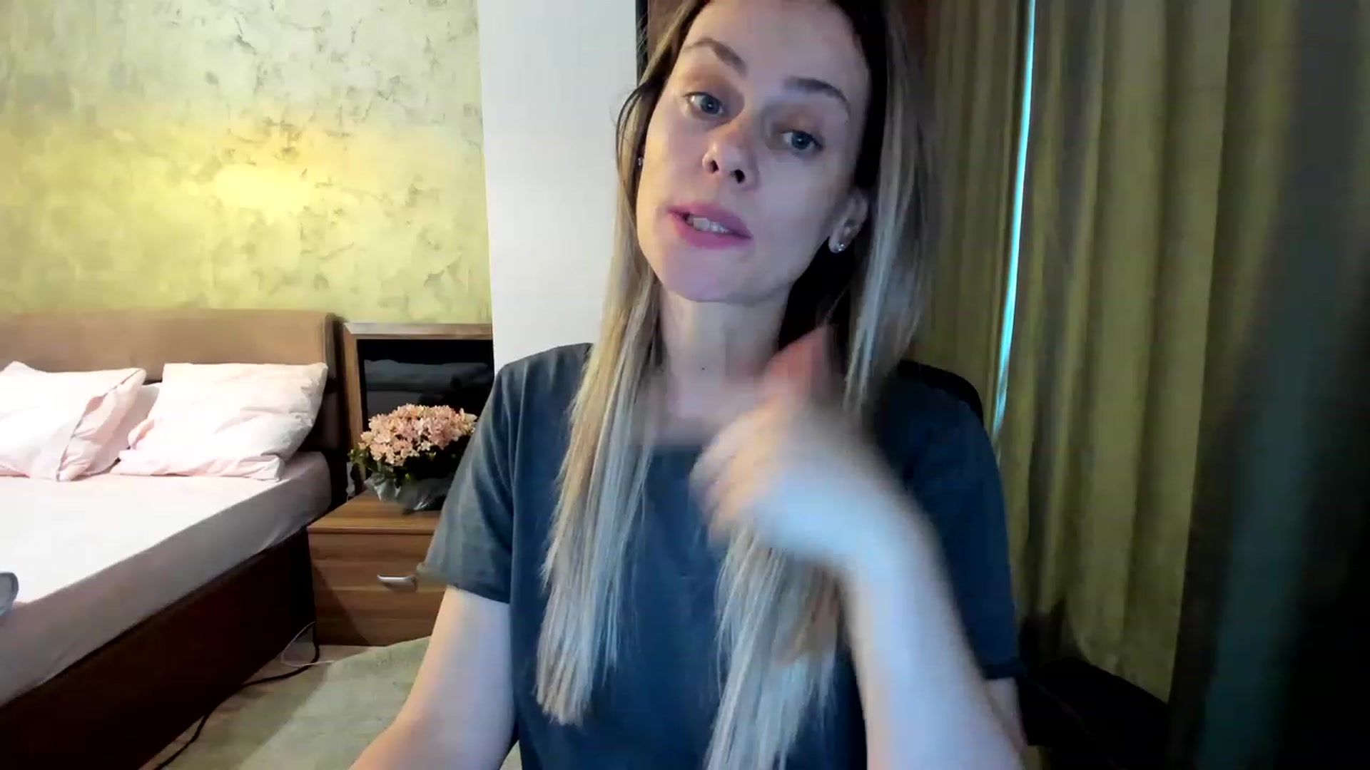 Gallery image thumbnail from DebraPaige's myfreecams stream on, 06/20/2023, 11:28 image 11 of 20