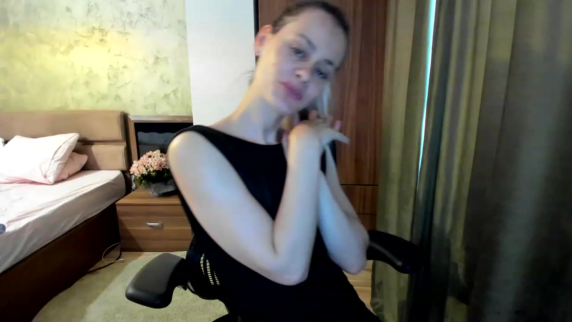Gallery image thumbnail from DebraPaige's myfreecams stream on, 06/21/2023, 09:53 image 20 of 20