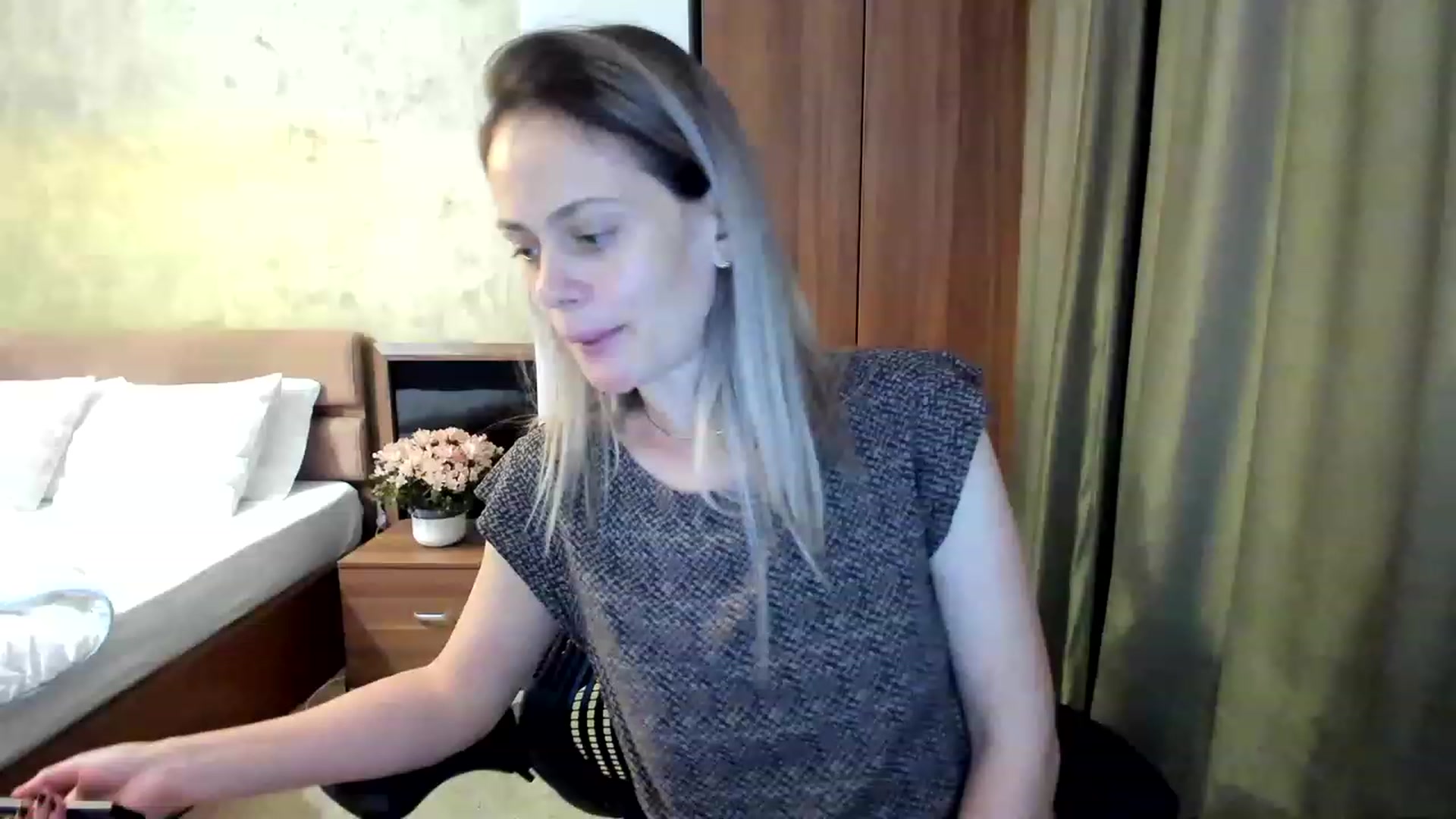 Gallery image thumbnail from DebraPaige's myfreecams stream on, 06/22/2023, 11:09 image 7 of 20