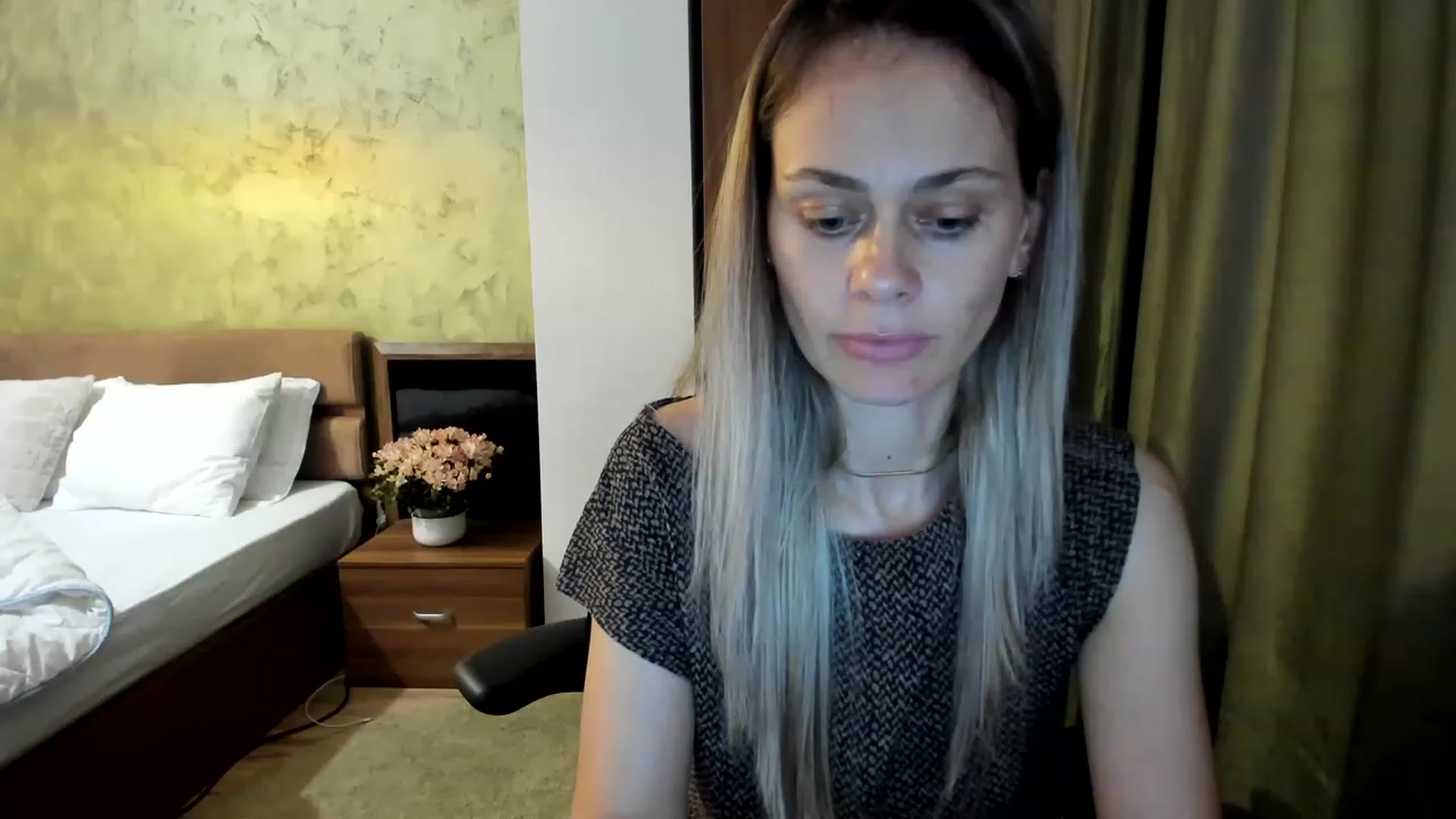 Gallery image thumbnail from DebraPaige's myfreecams stream on, 06/22/2023, 11:09 image 10 of 20