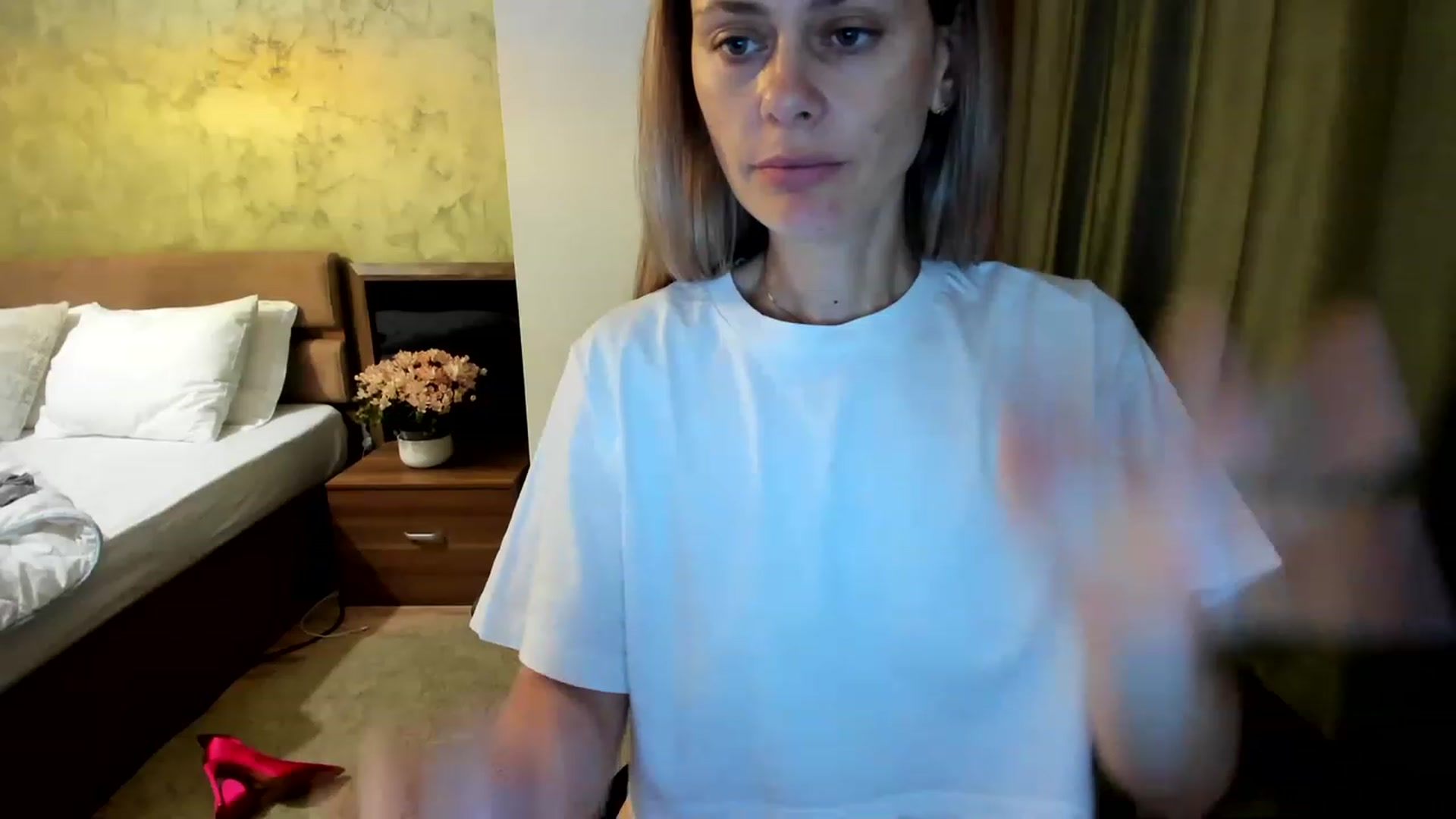 Gallery image thumbnail from DebraPaige's myfreecams stream on, 06/22/2023, 11:09 image 19 of 20