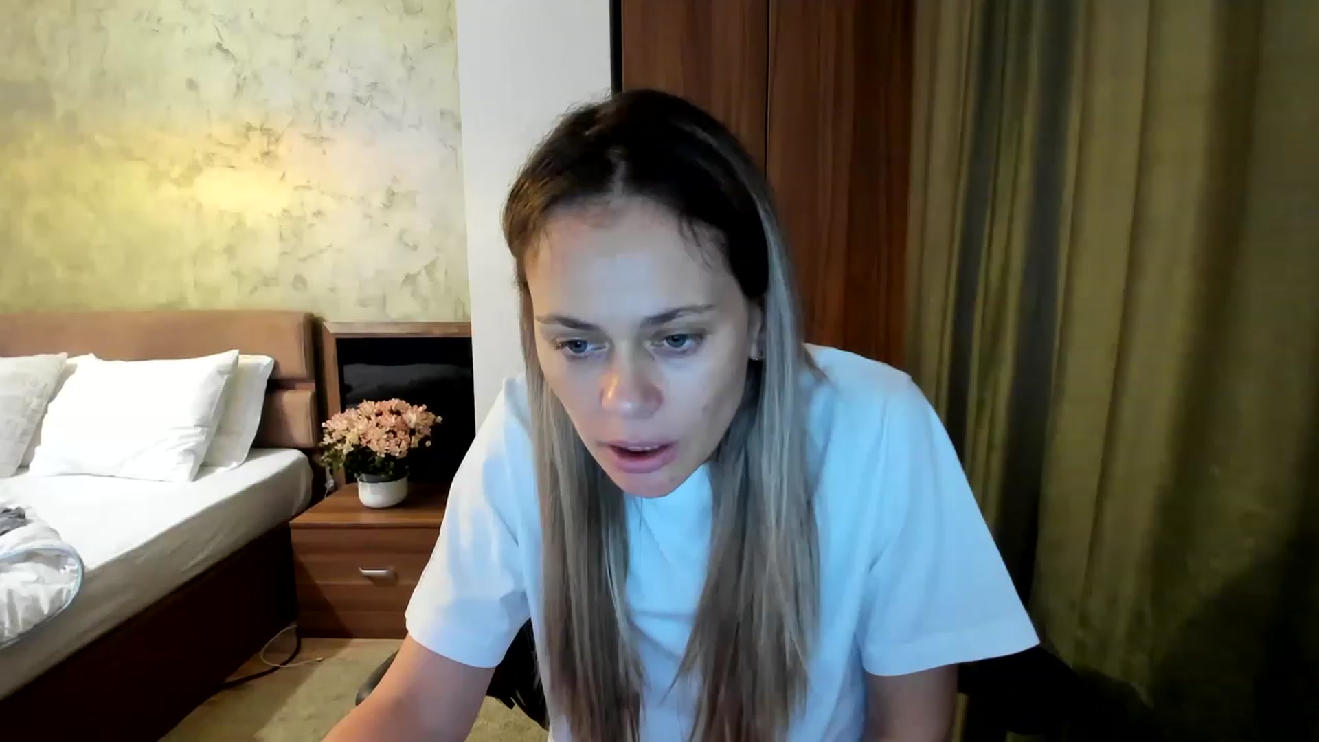 Gallery image thumbnail from DebraPaige's myfreecams stream on, 06/22/2023, 11:48 image 13 of 20