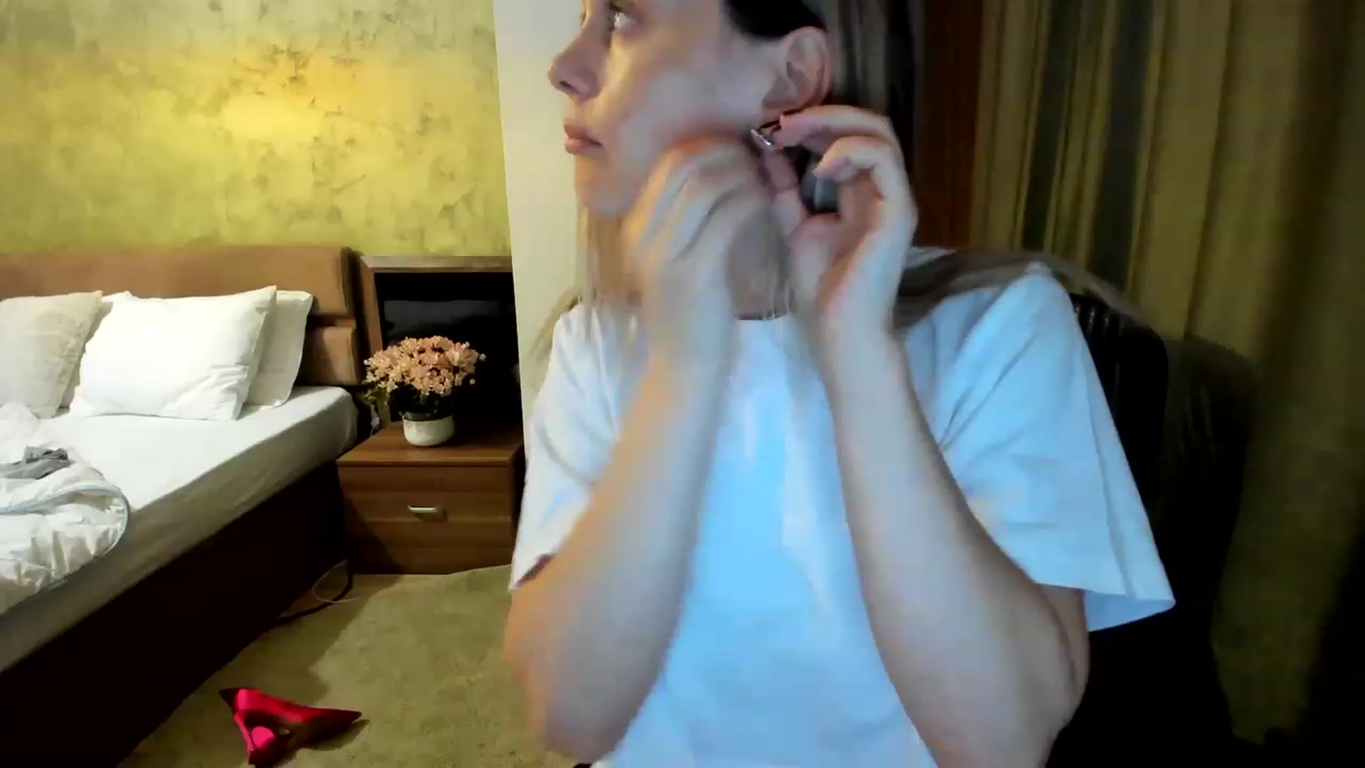 Gallery image thumbnail from DebraPaige's myfreecams stream on, 06/22/2023, 12:22 image 3 of 20