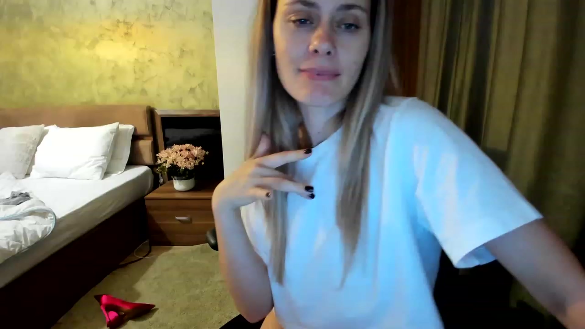 Gallery image thumbnail from DebraPaige's myfreecams stream on, 06/22/2023, 12:22 image 8 of 20