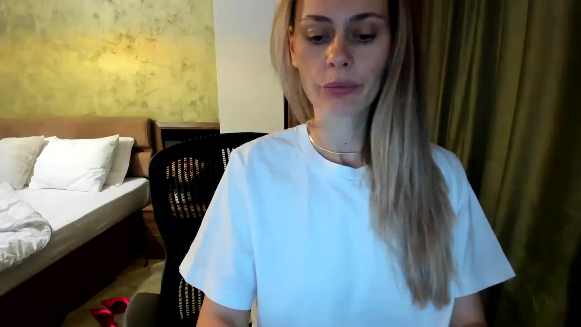 Gallery image thumbnail from DebraPaige's myfreecams stream on, 06/22/2023, 14:44 image 20 of 20