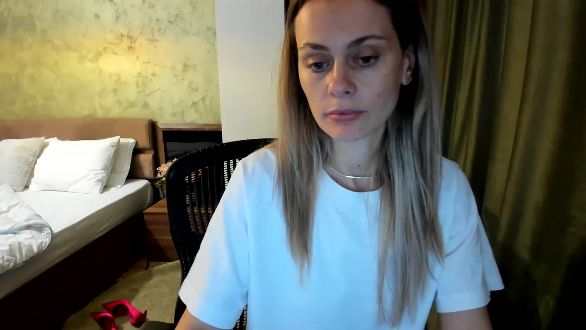 Gallery image thumbnail from DebraPaige's myfreecams stream on, 06/22/2023, 14:44 image 18 of 20
