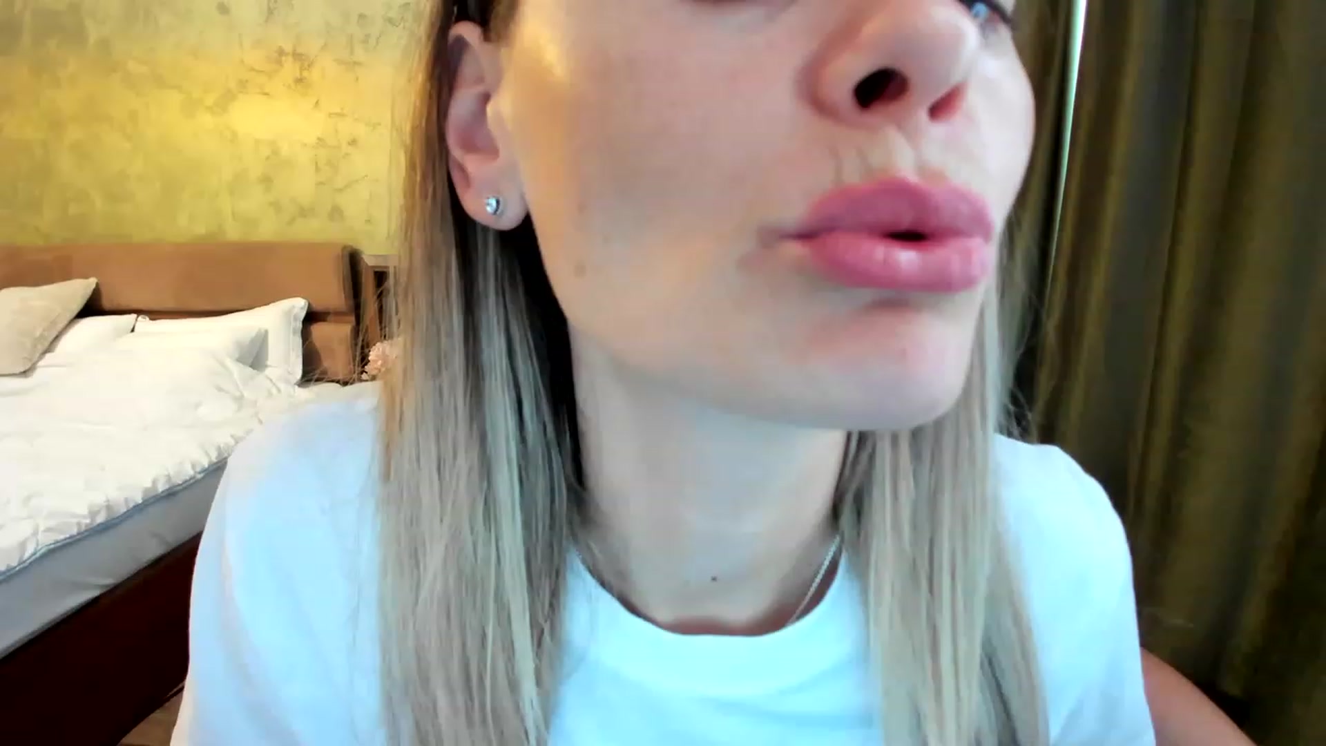Gallery image thumbnail from DebraPaige's myfreecams stream on, 06/27/2023, 12:51 image 3 of 20