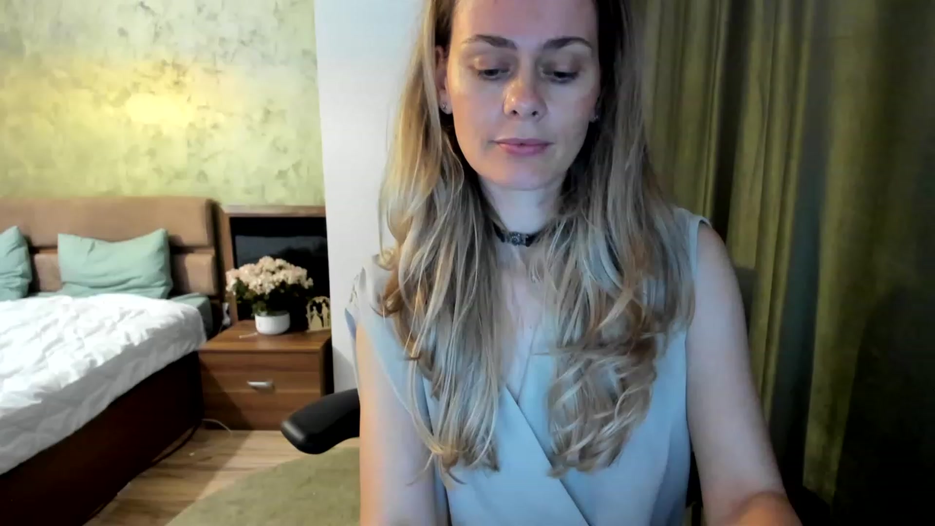 Gallery image thumbnail from DebraPaige's myfreecams stream on, 07/05/2023, 11:24 image 14 of 20