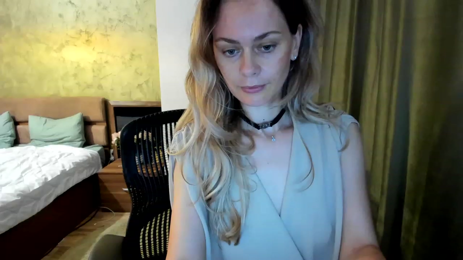 Gallery image thumbnail from DebraPaige's myfreecams stream on, 07/05/2023, 11:24 image 3 of 20