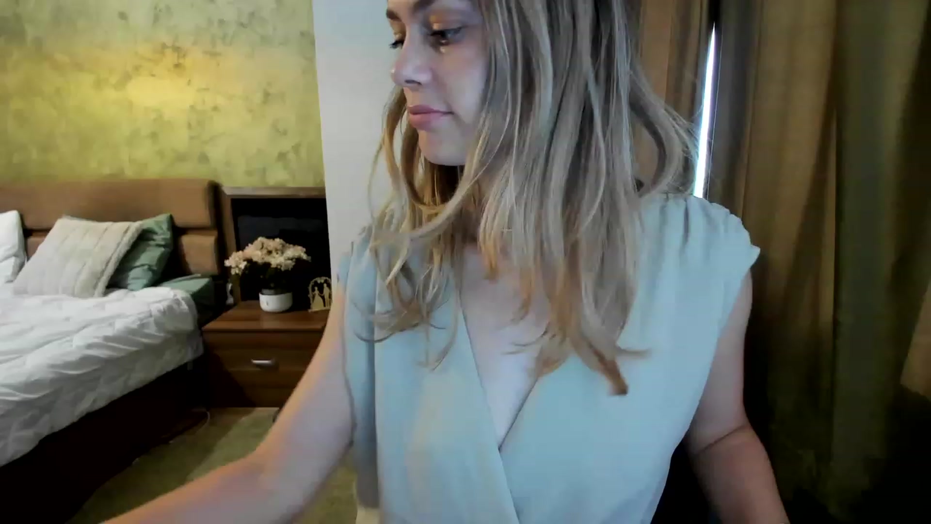 Gallery image thumbnail from DebraPaige's myfreecams stream on, 07/07/2023, 06:56 image 20 of 20