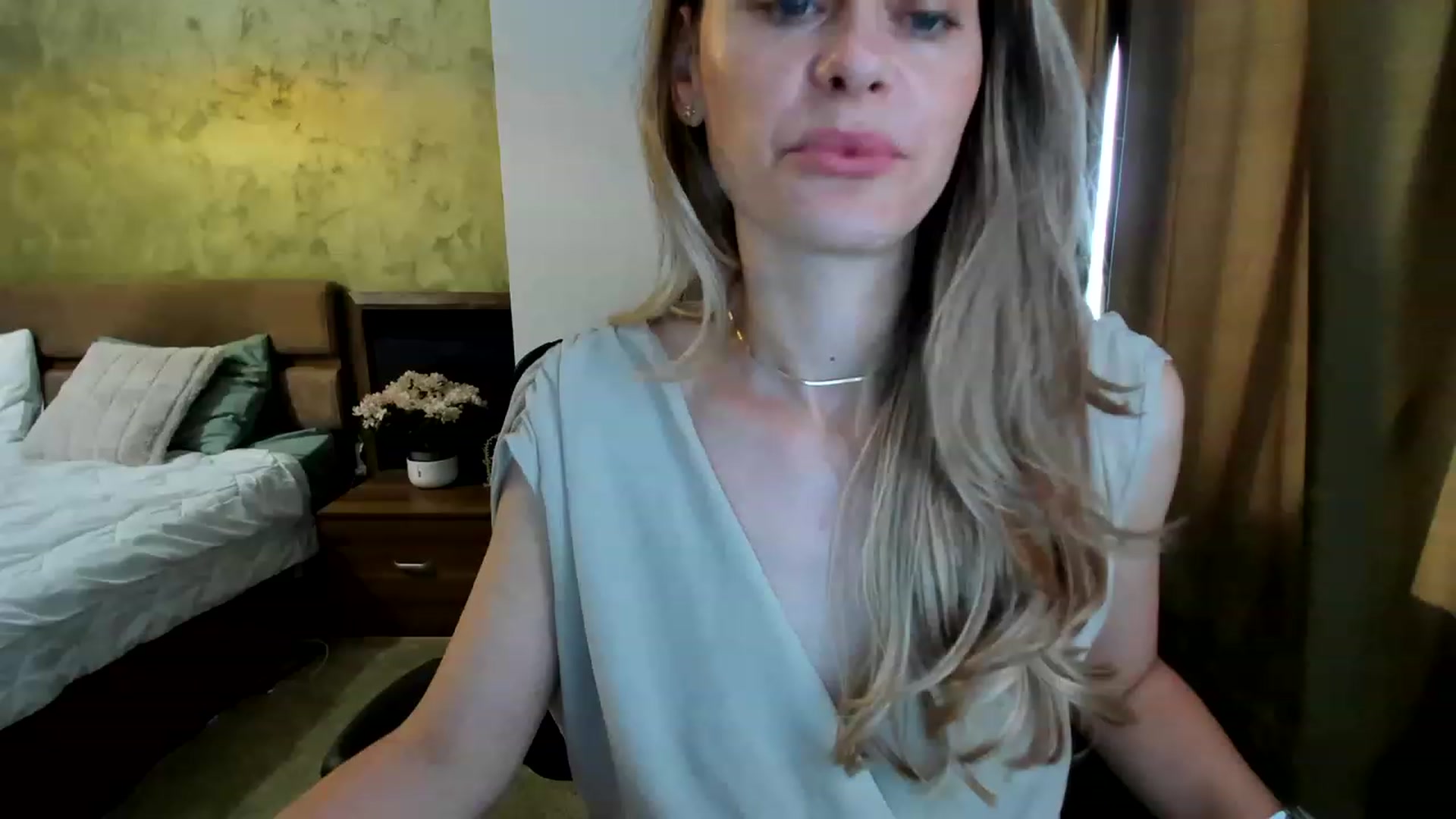 Gallery image thumbnail from DebraPaige's myfreecams stream on, 07/07/2023, 06:56 image 18 of 20