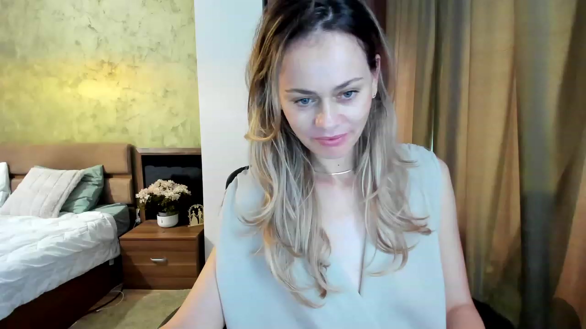 Gallery image thumbnail from DebraPaige's myfreecams stream on, 07/07/2023, 08:18 image 19 of 20